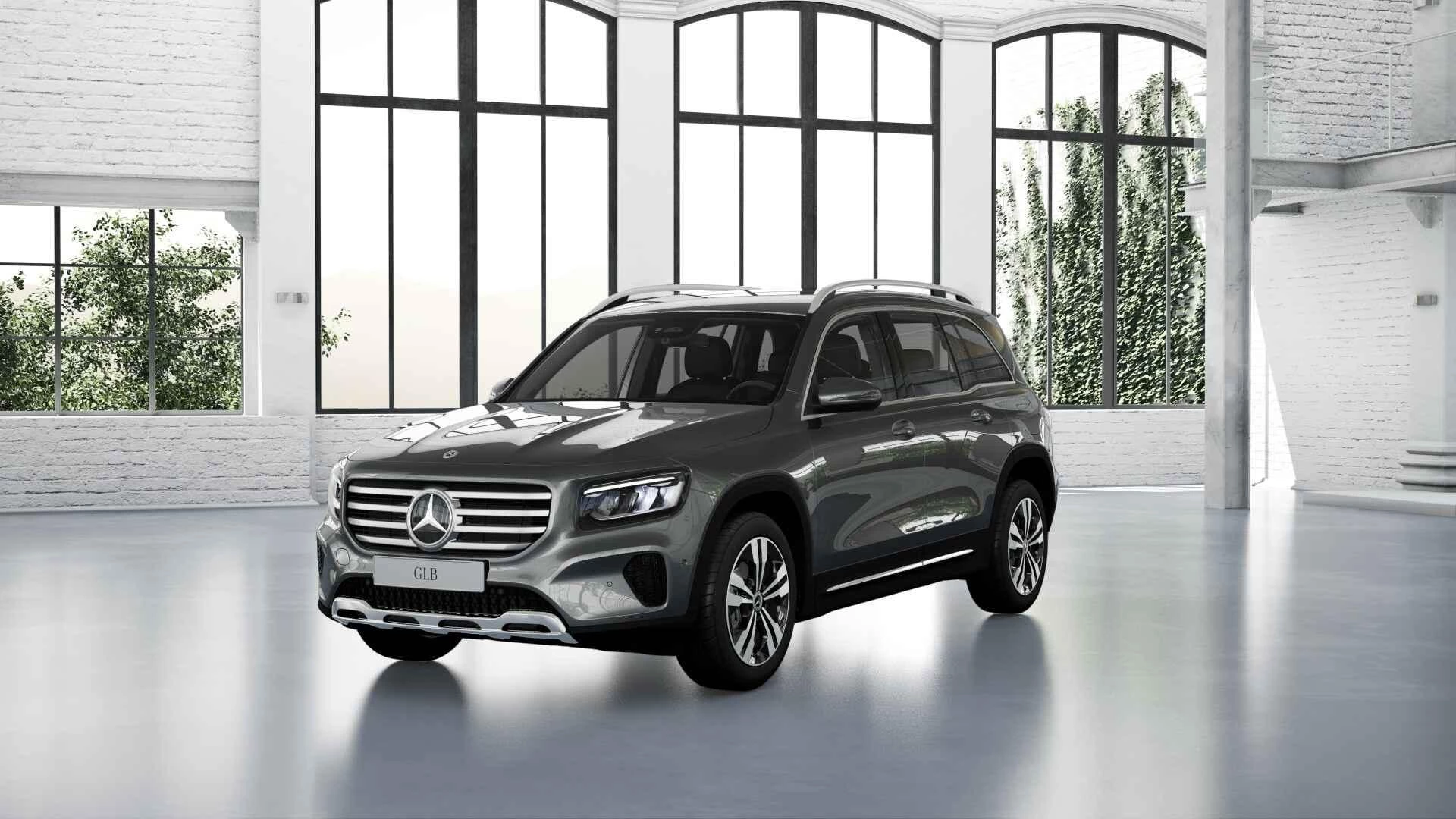Mercedes-Benz-GLB-image-0