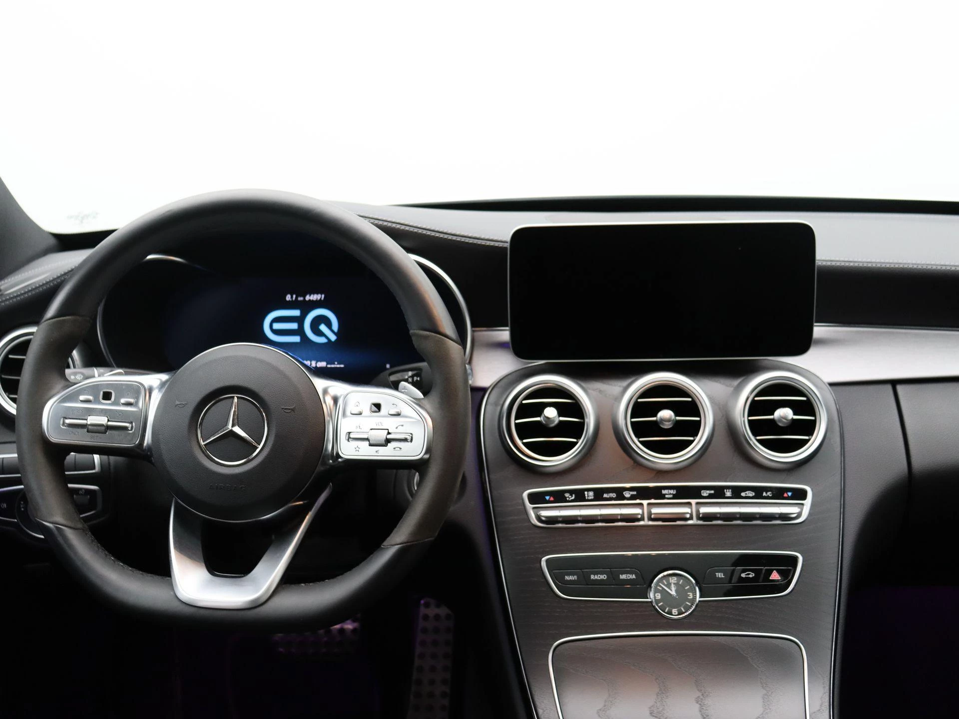Mercedes-Benz C-Klasse 300 e Sedan AMG LINE + BURMESTER + PANORAMISCH DAK + CARPLAY +