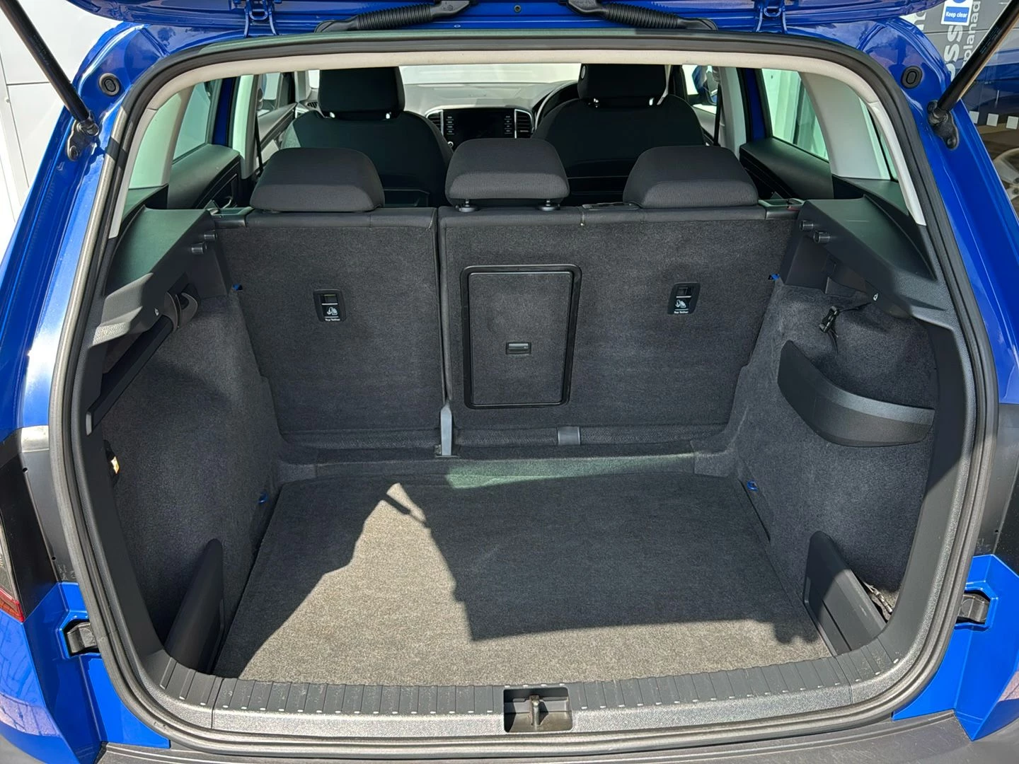 Škoda Karoq 1.0 TSI SE 5dr