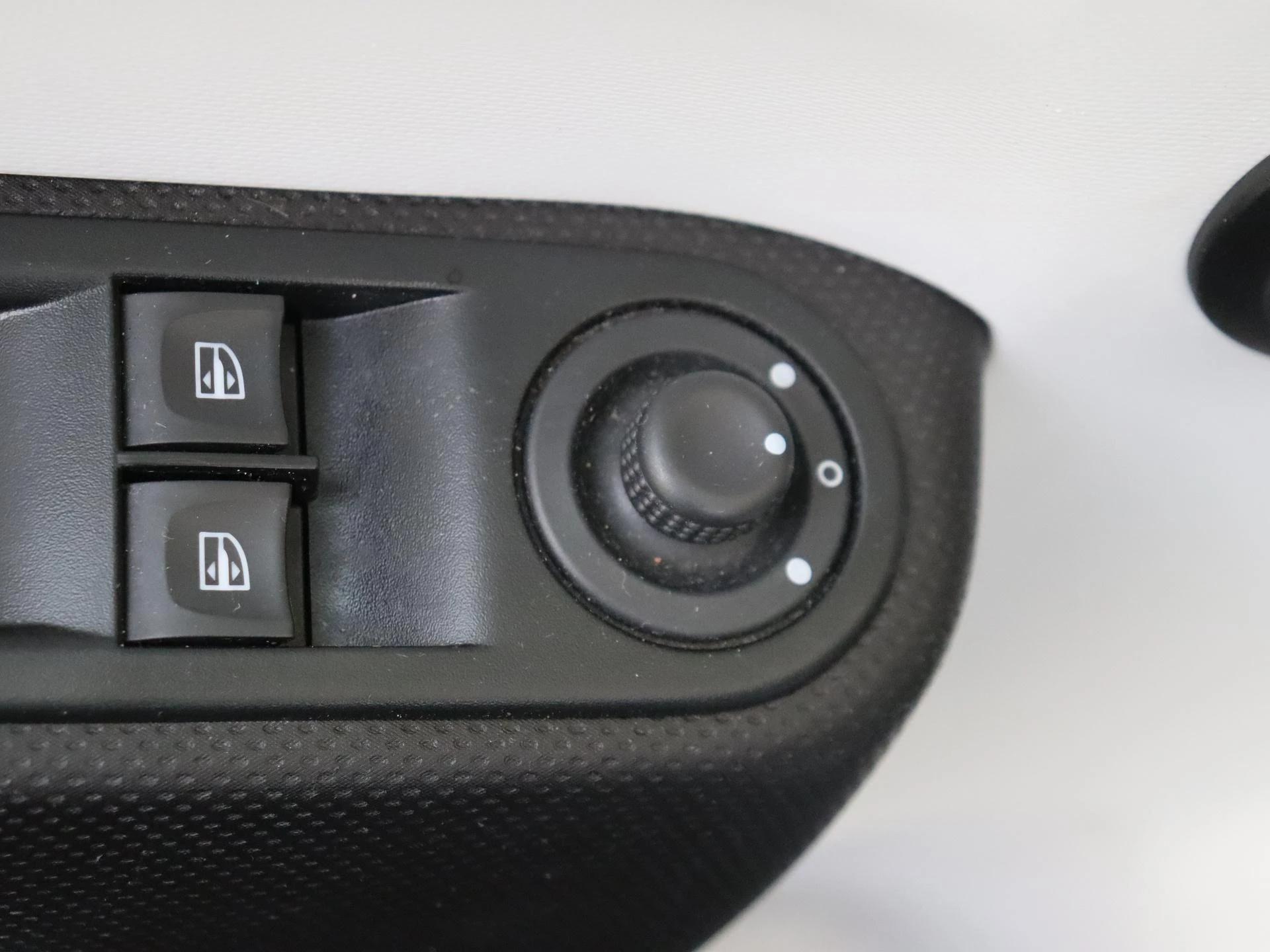 Renault-Twingo-image-23