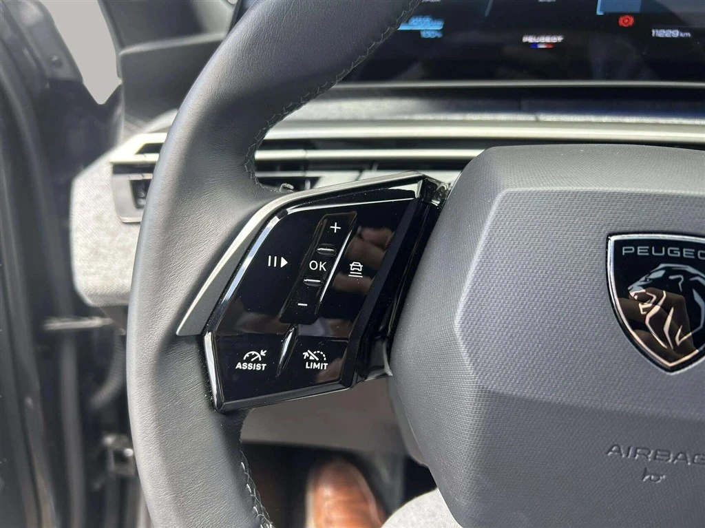 Peugeot-e-3008-image-12