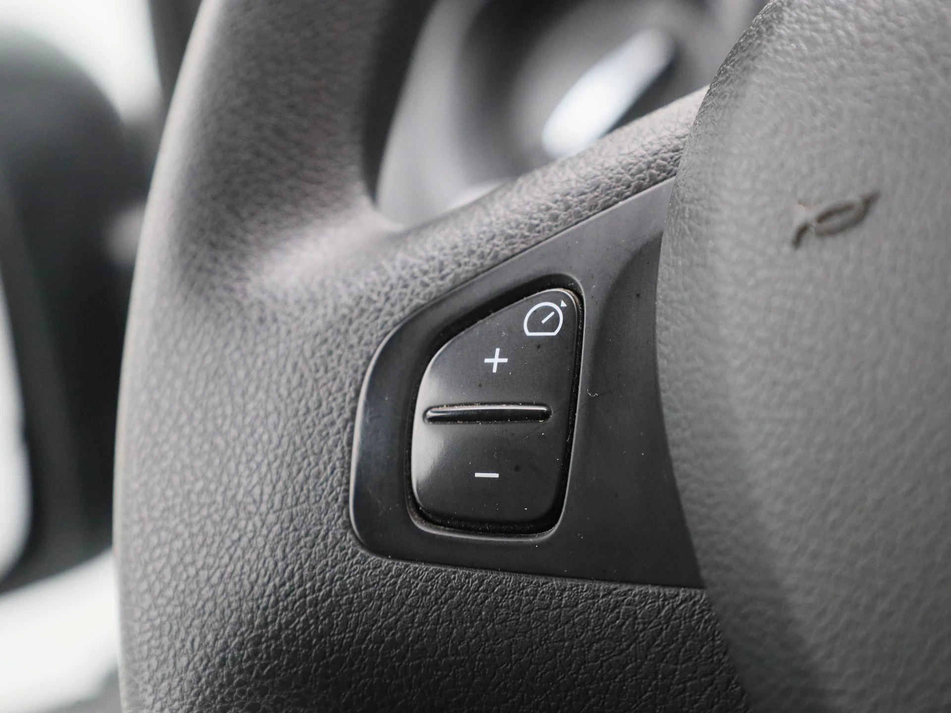 Renault-Trafic-image-25