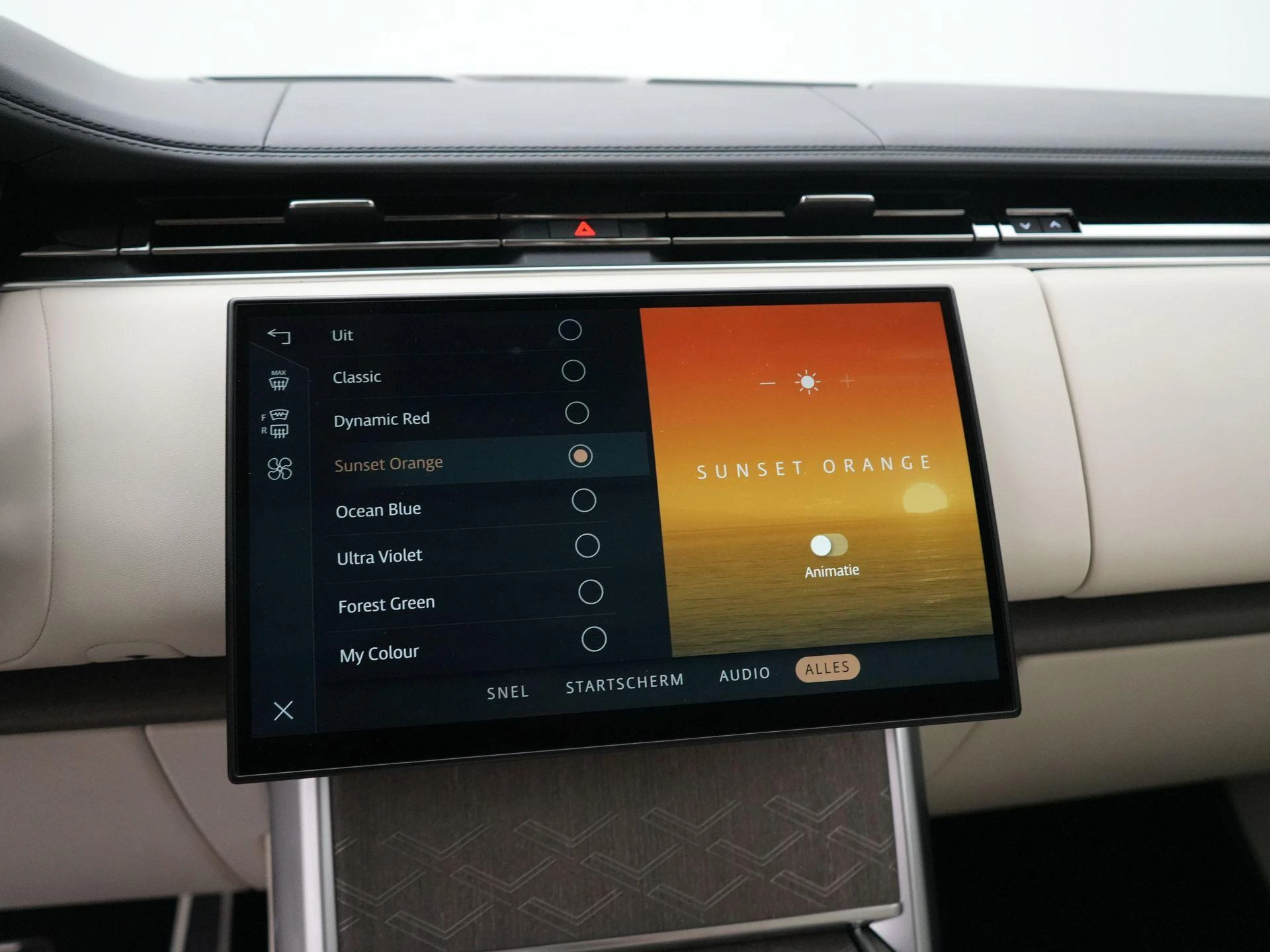 Land Rover-Range Rover-image-34