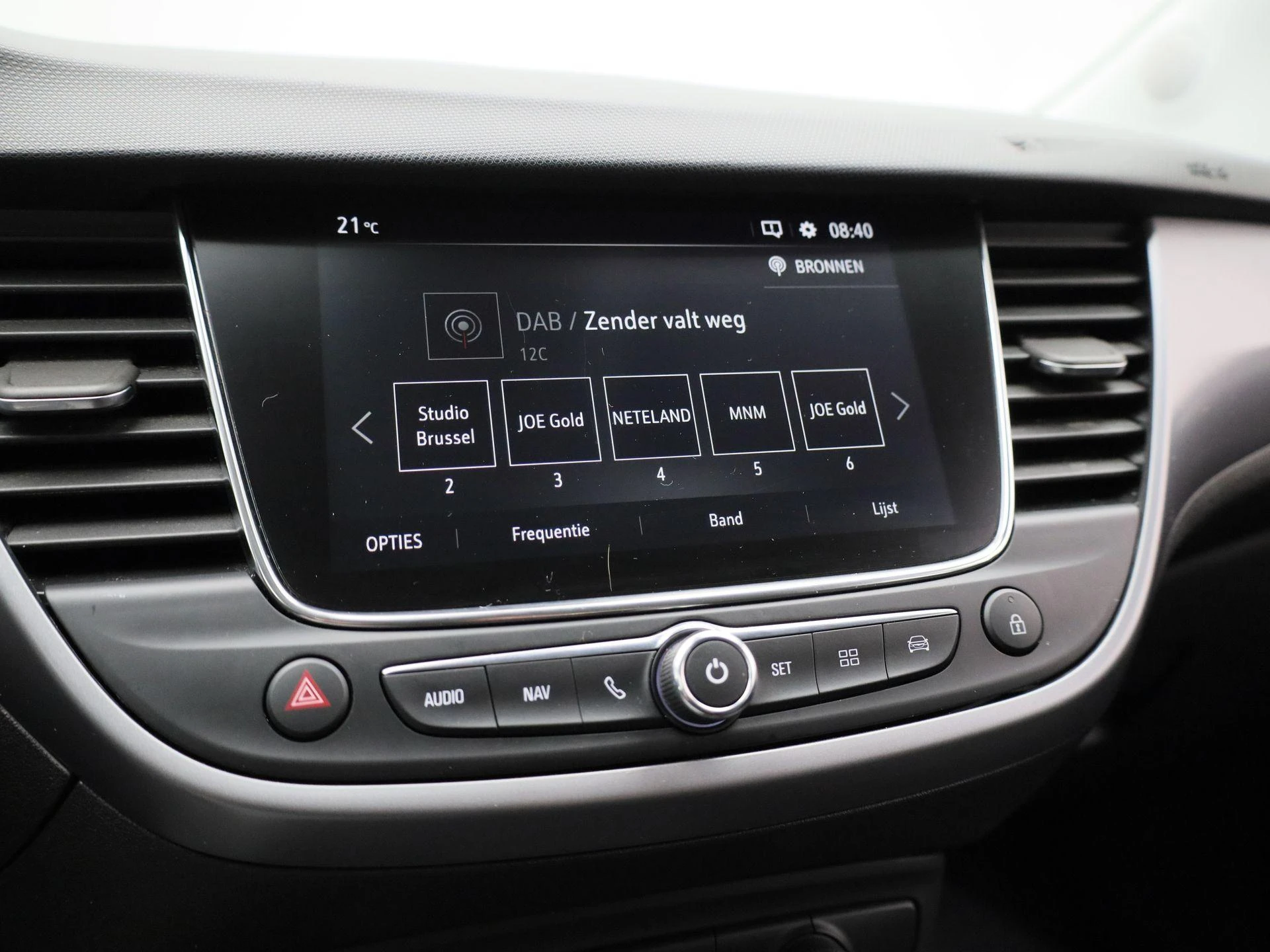 Opel-Crossland-image-22