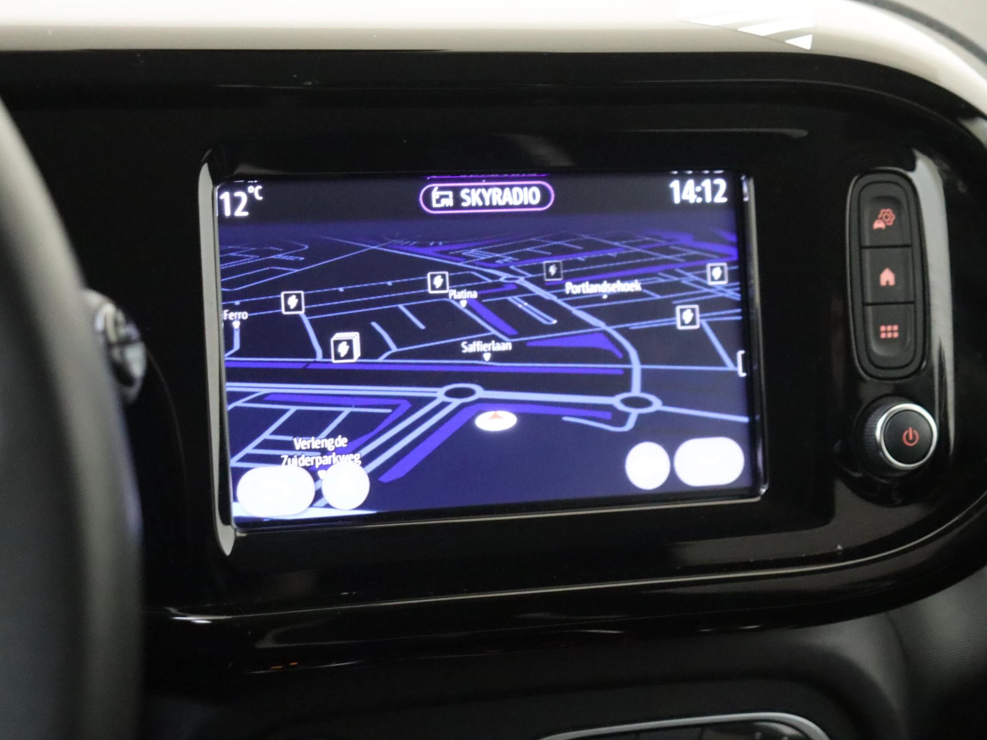 Renault-Twingo-image-19