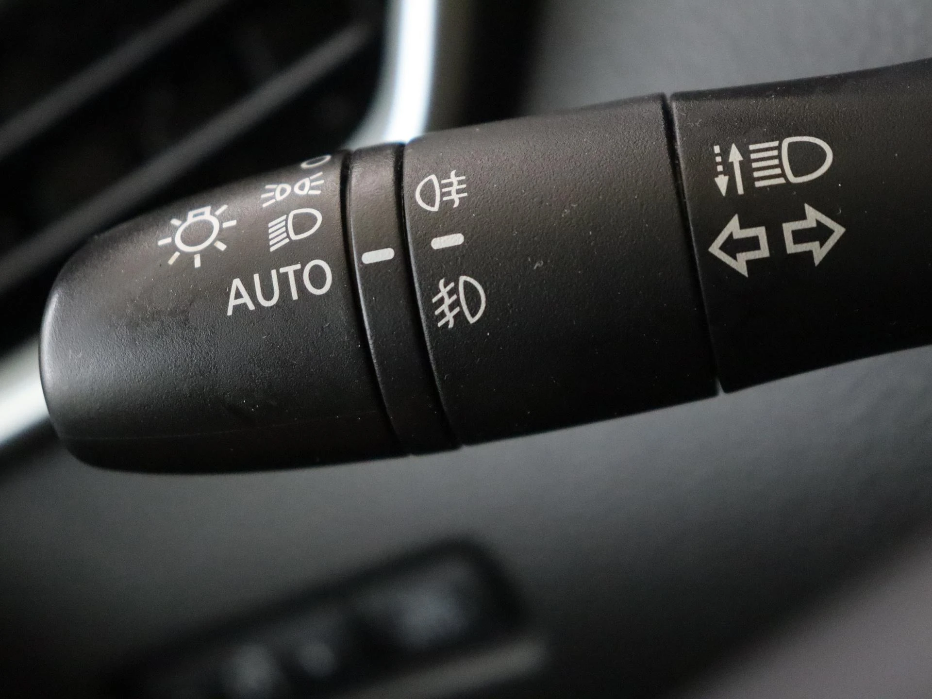 Nissan-QASHQAI-image-23