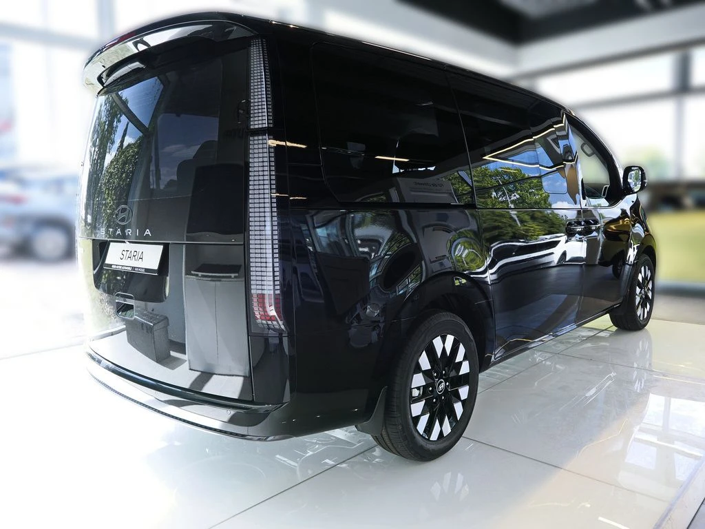 Hyundai-Staria-image-2