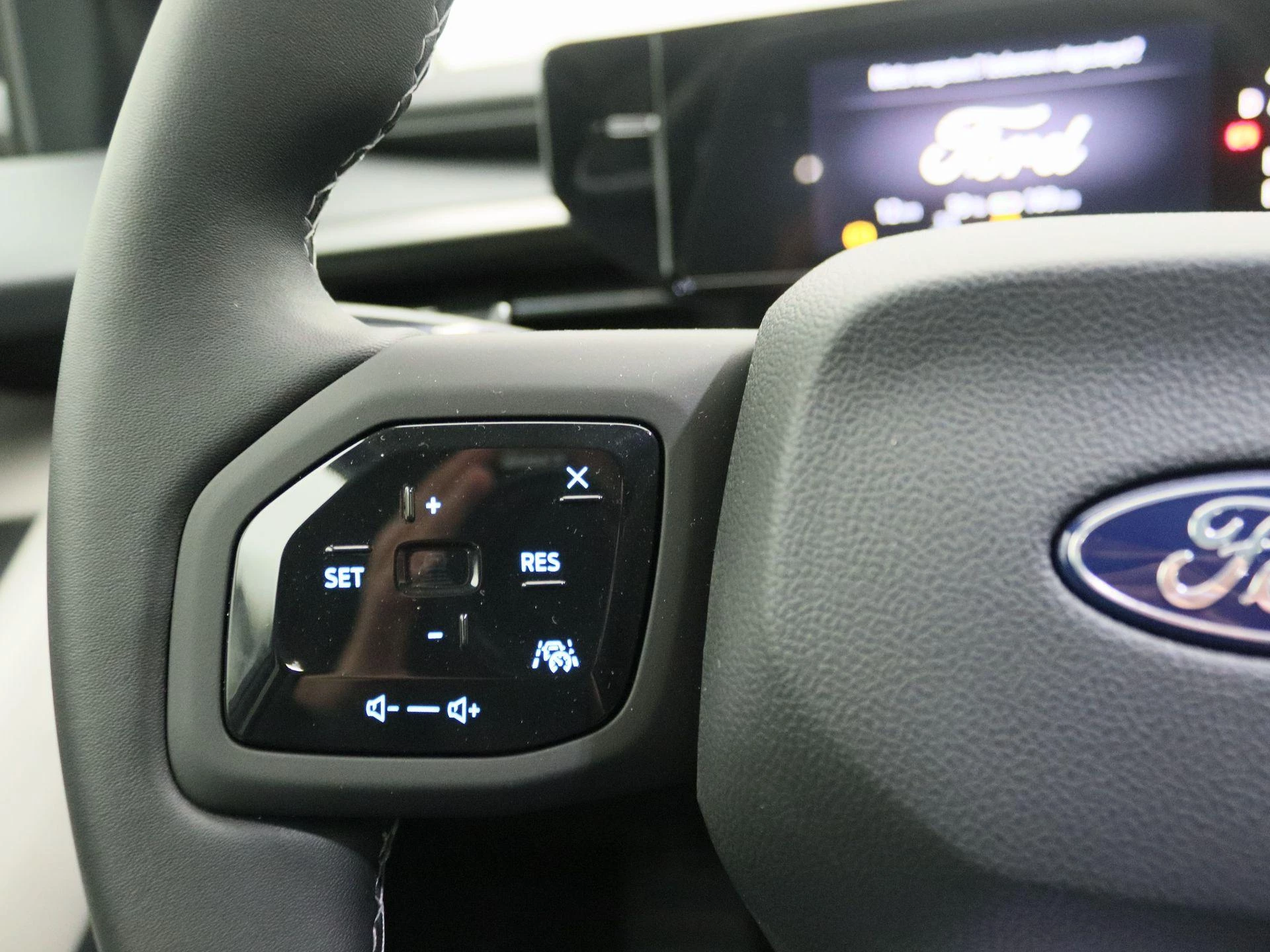 Ford-Explorer-image-17