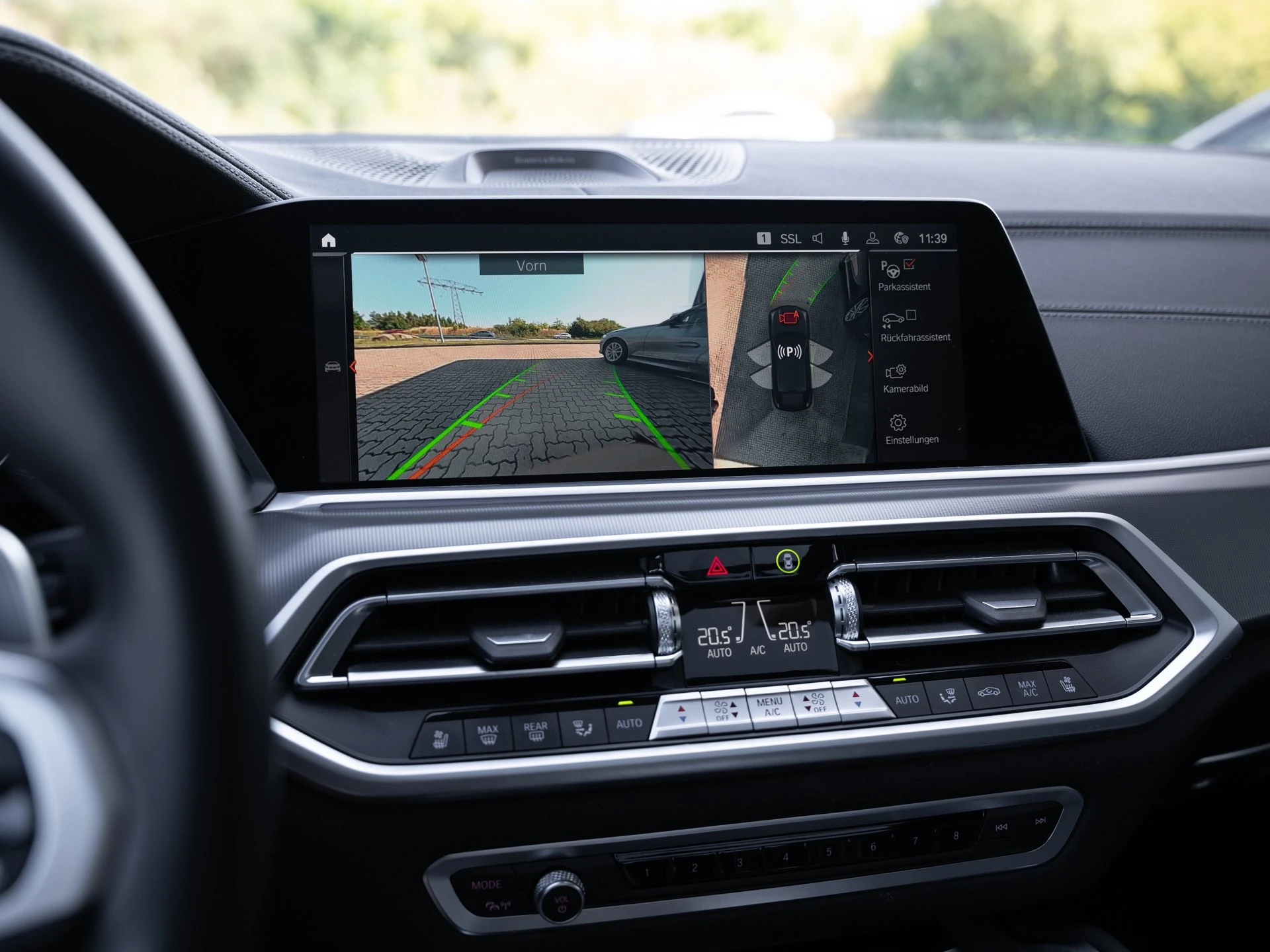 BMW-X6-image-12