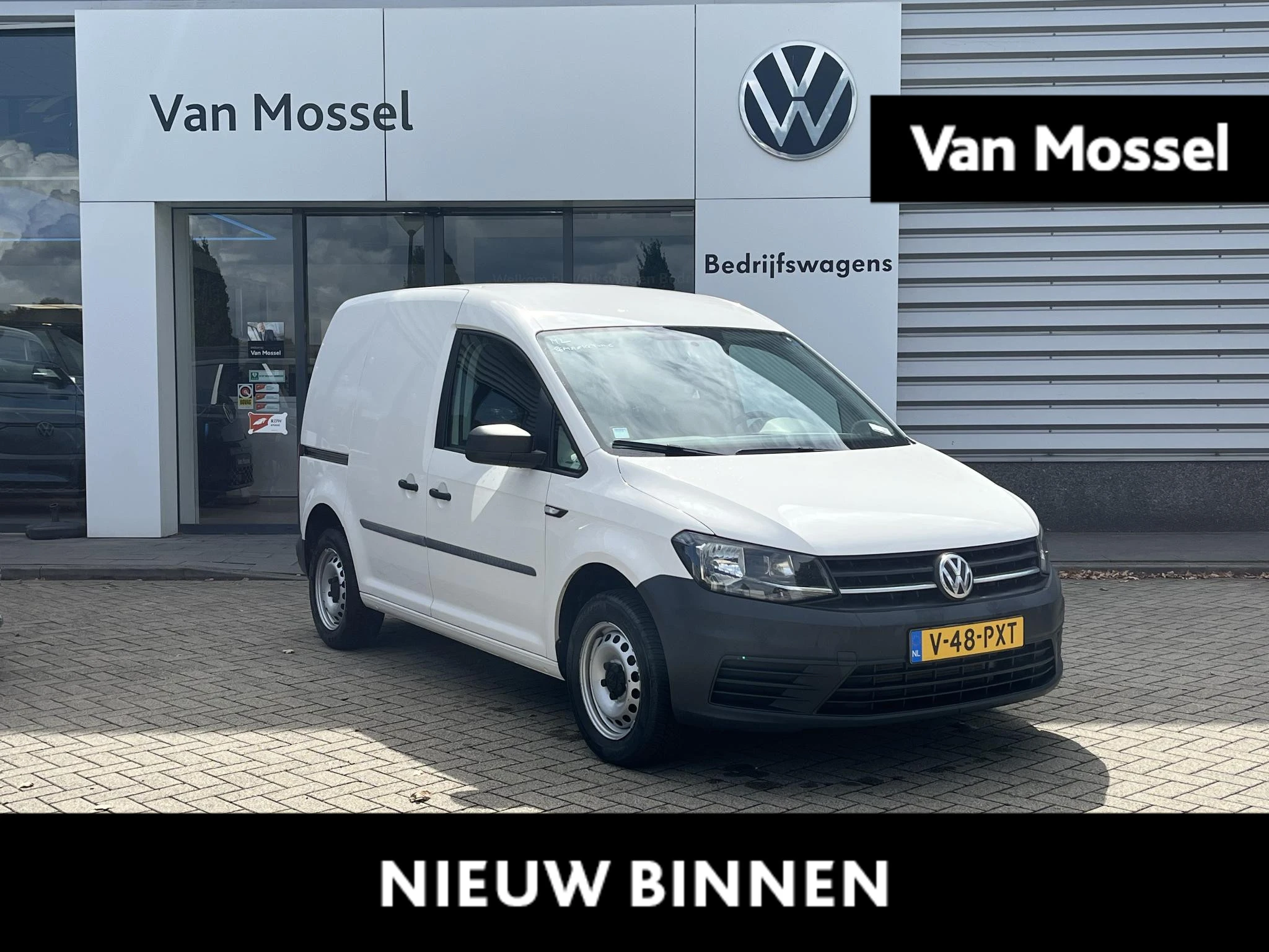 Volkswagen-Caddy-image-0