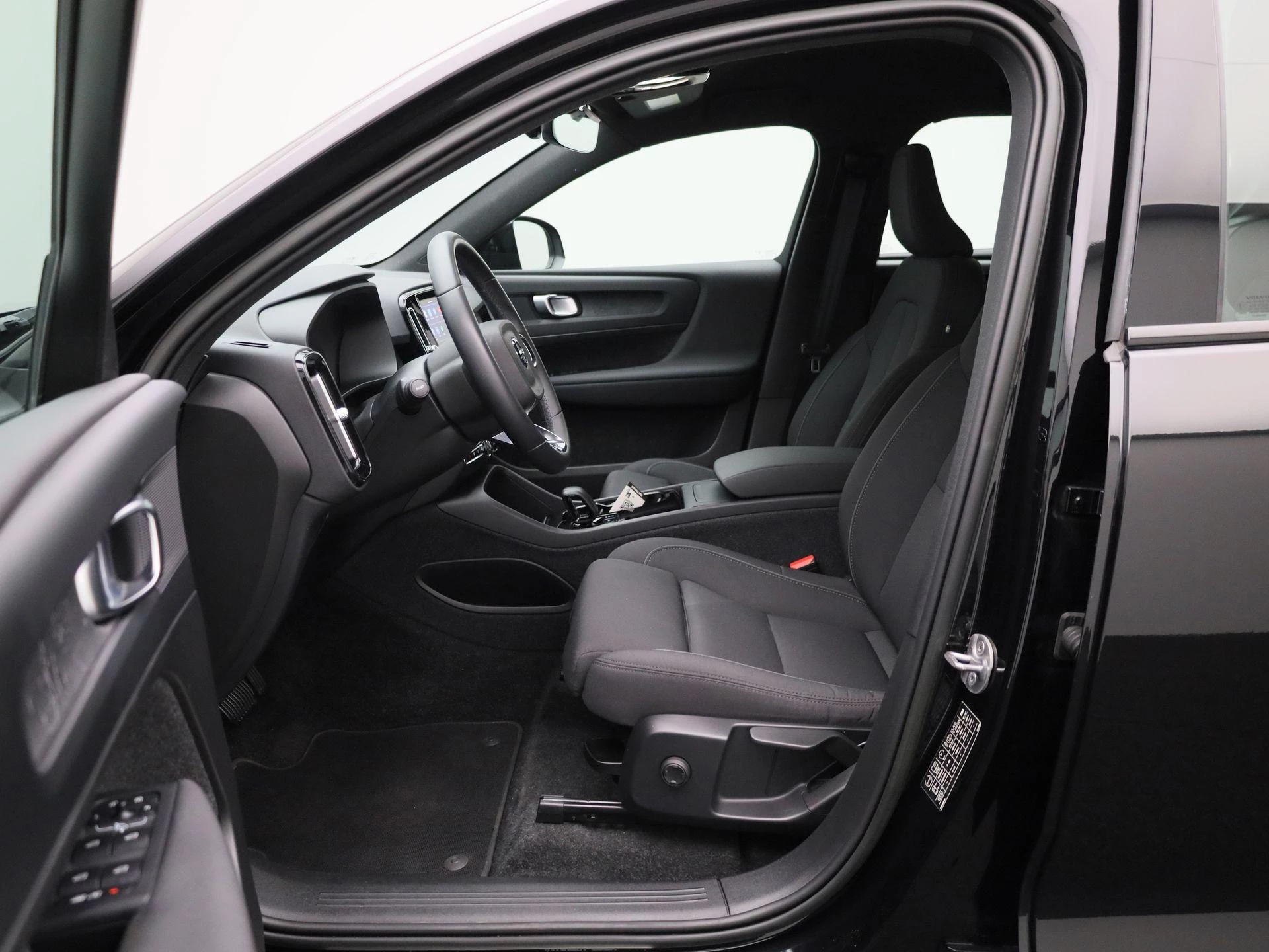 Volvo-XC40-image-10