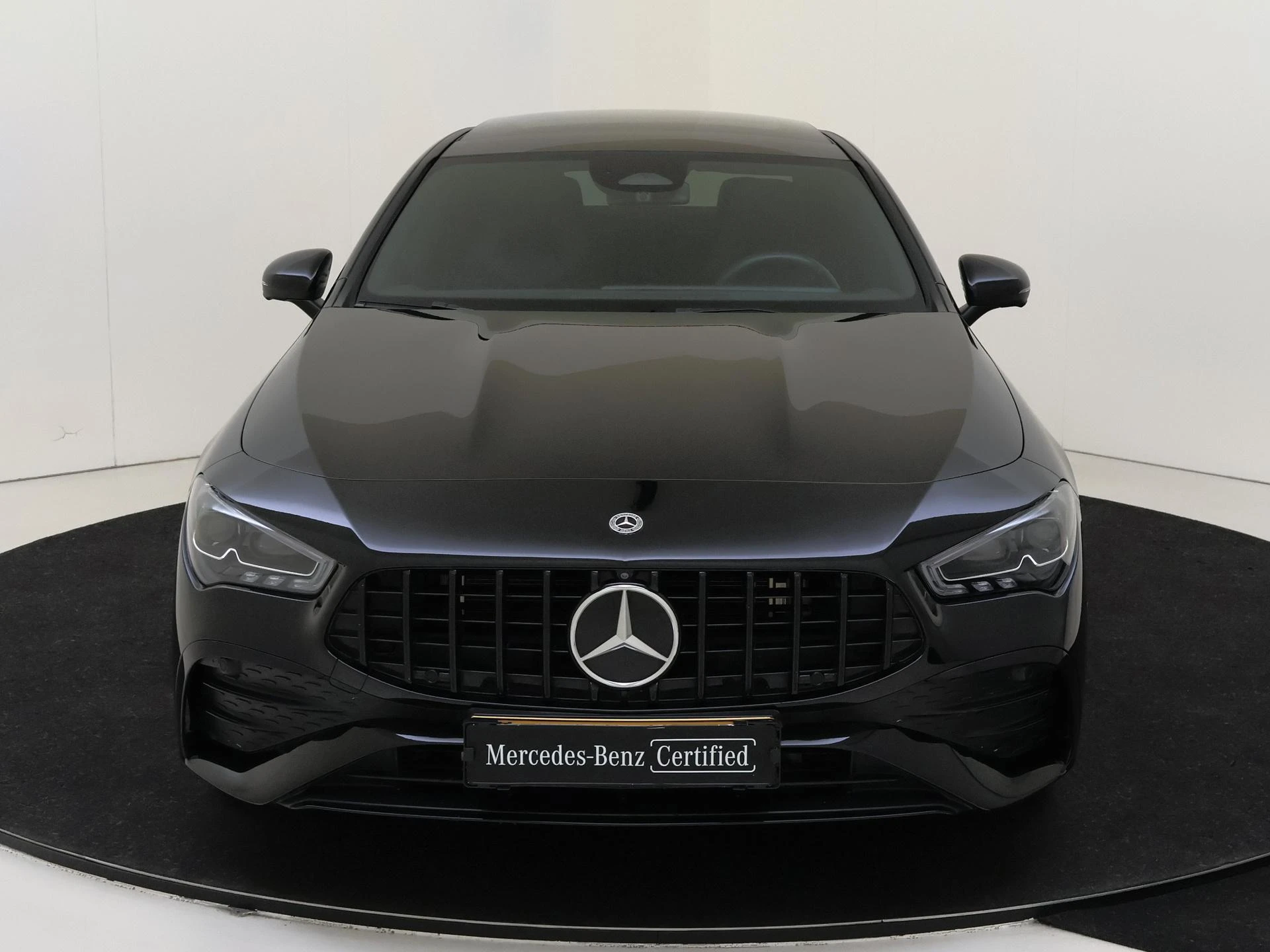 Mercedes-Benz-CLA-image-5