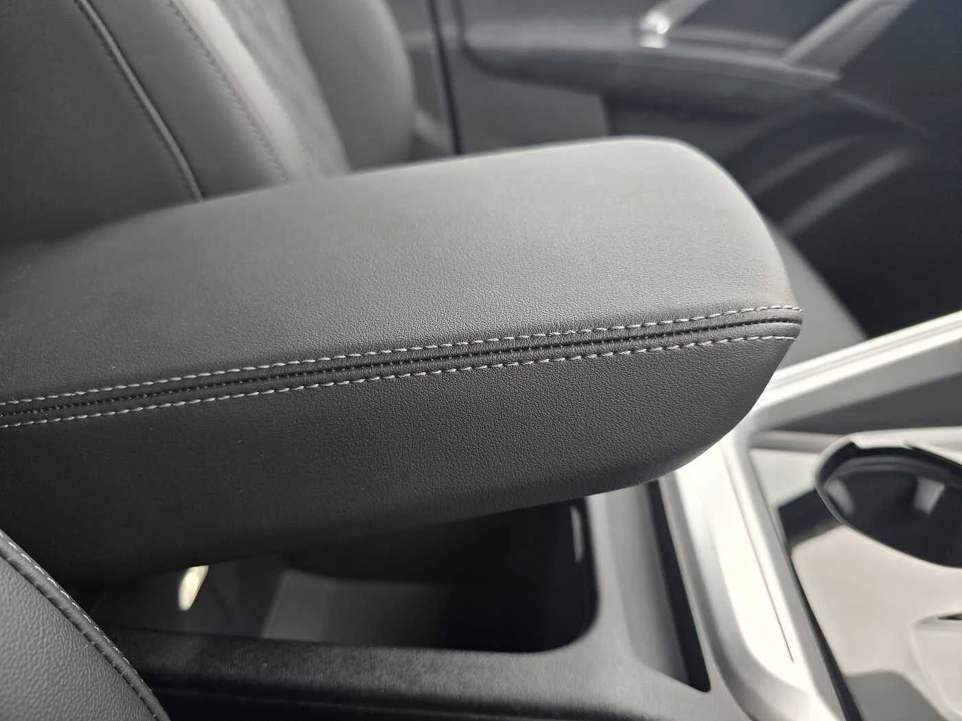 Audi-Q5-image-25
