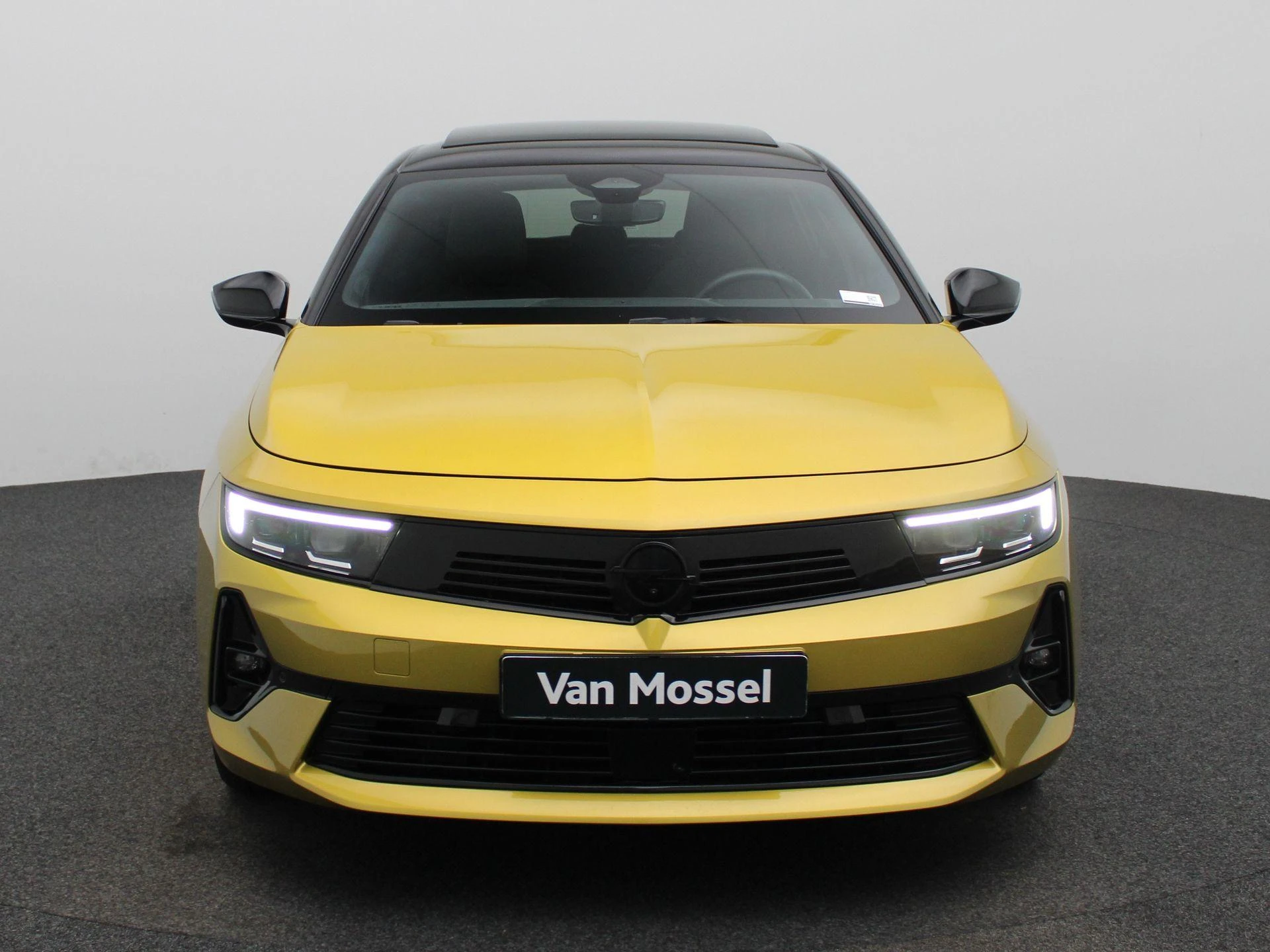 Opel-Astra-image-2
