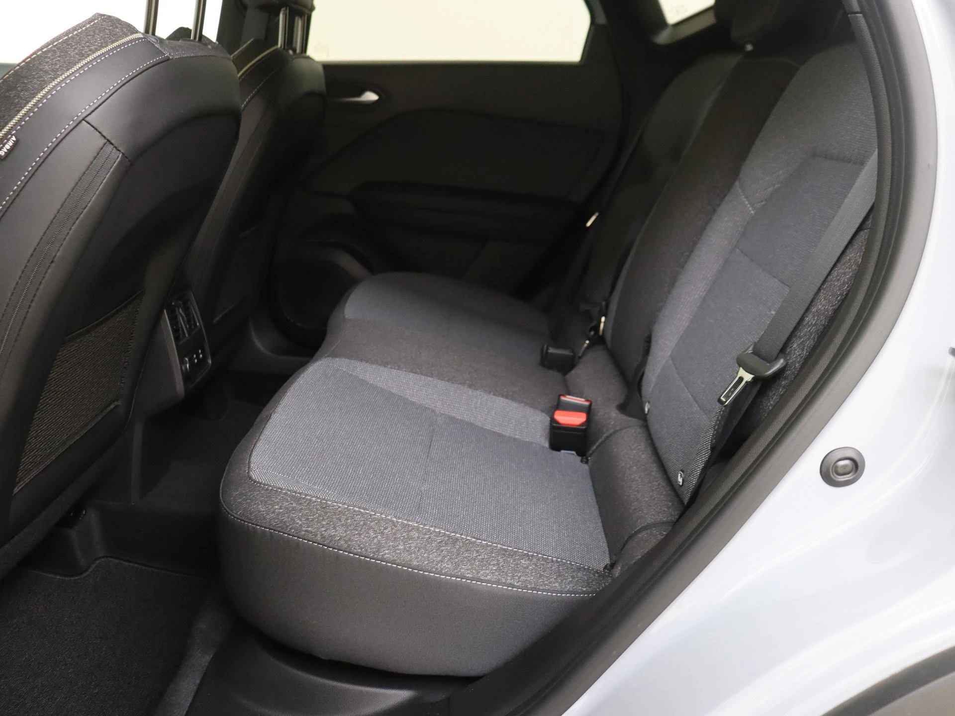 Renault-Captur-image-15