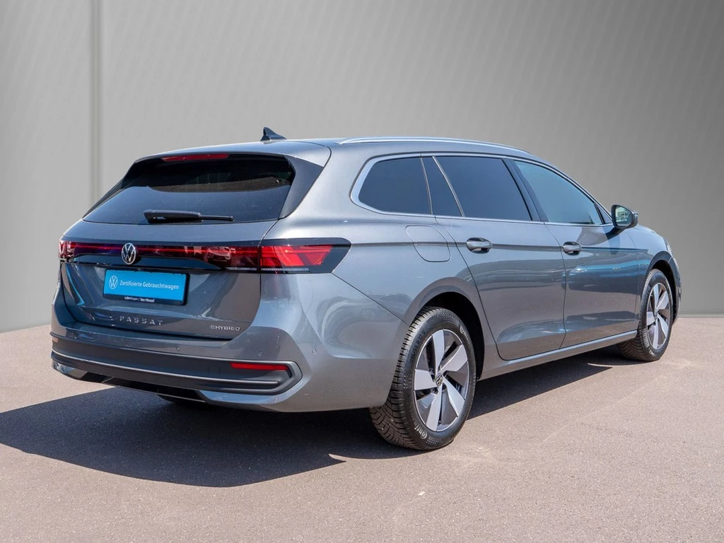 Volkswagen Passat Variant 1.5 TSI DSG eHybrid Business