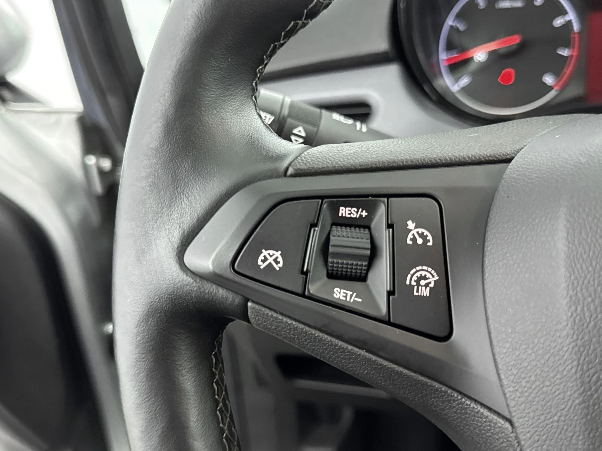 Opel-Corsa-image-5