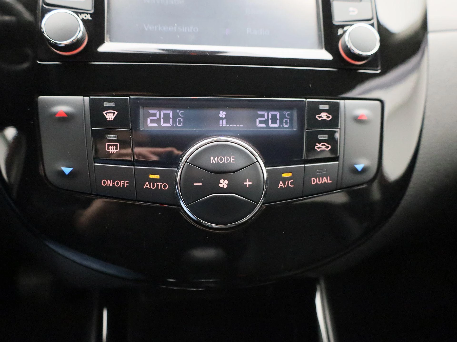 Nissan-Pulsar-image-18