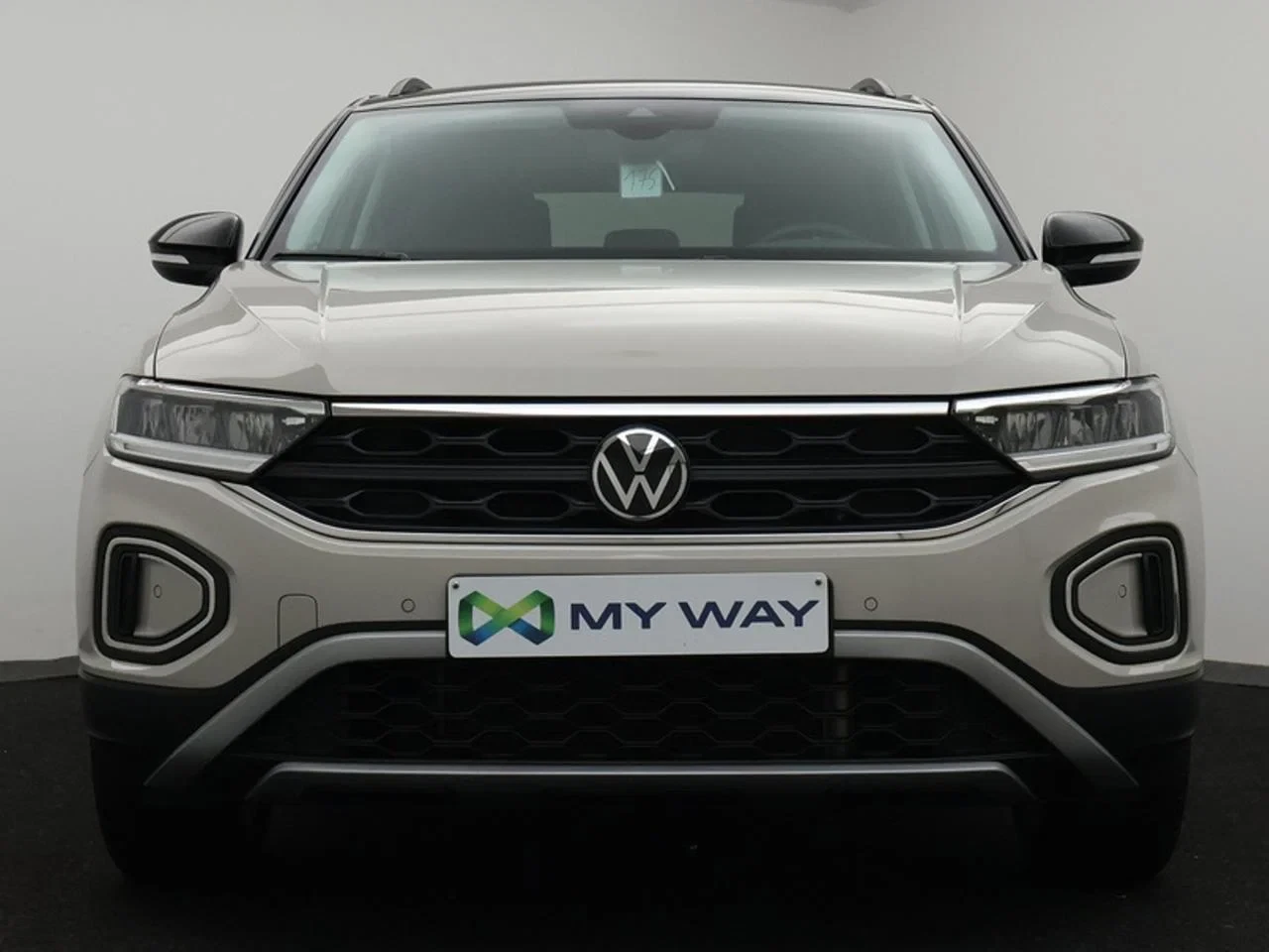 Volkswagen-T-Roc-image-1