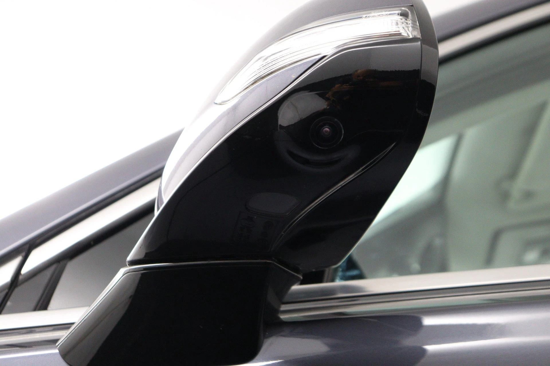 Hyundai-Santa Fe-image-31