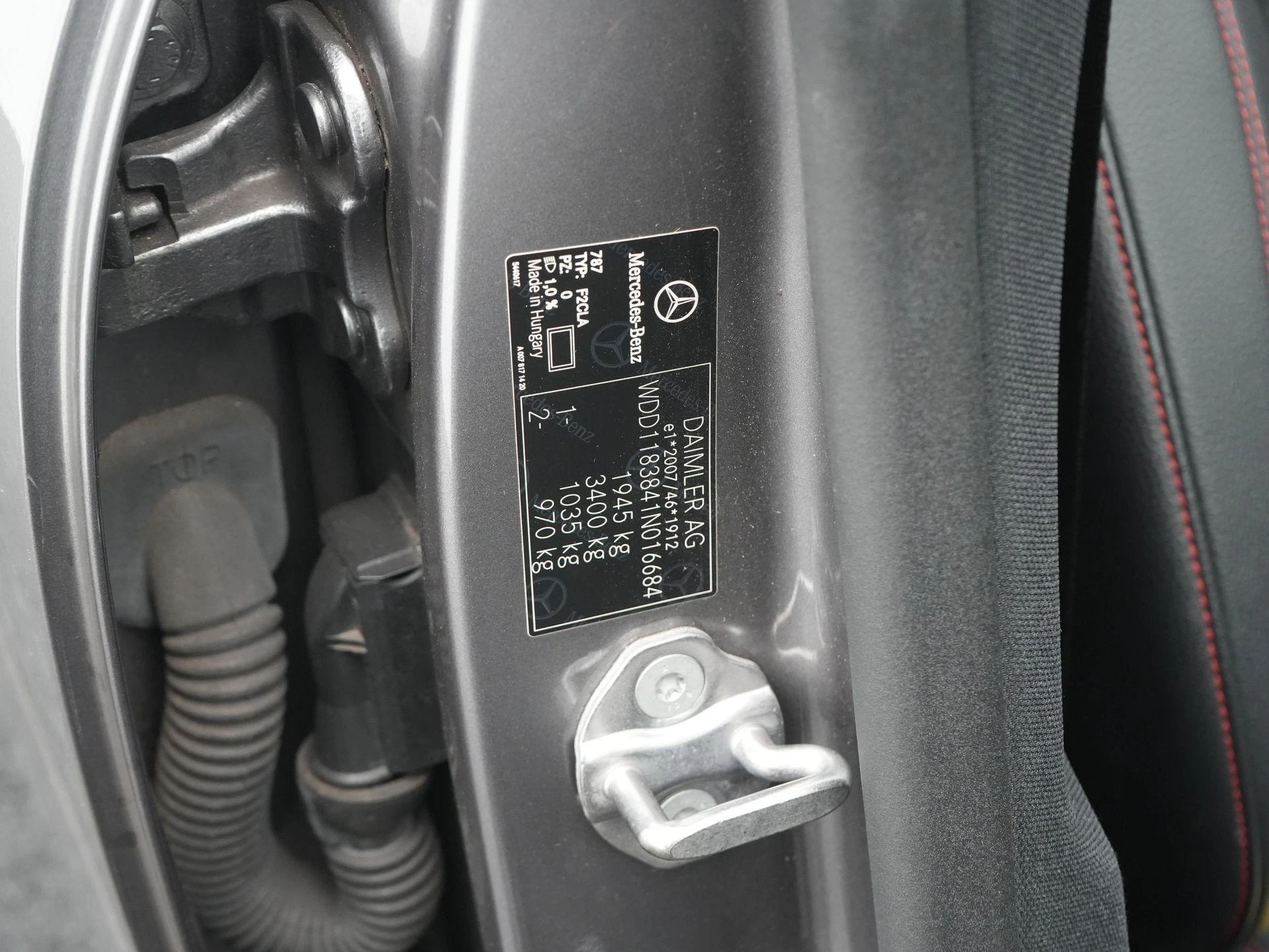 Mercedes-Benz-CLA-image-36