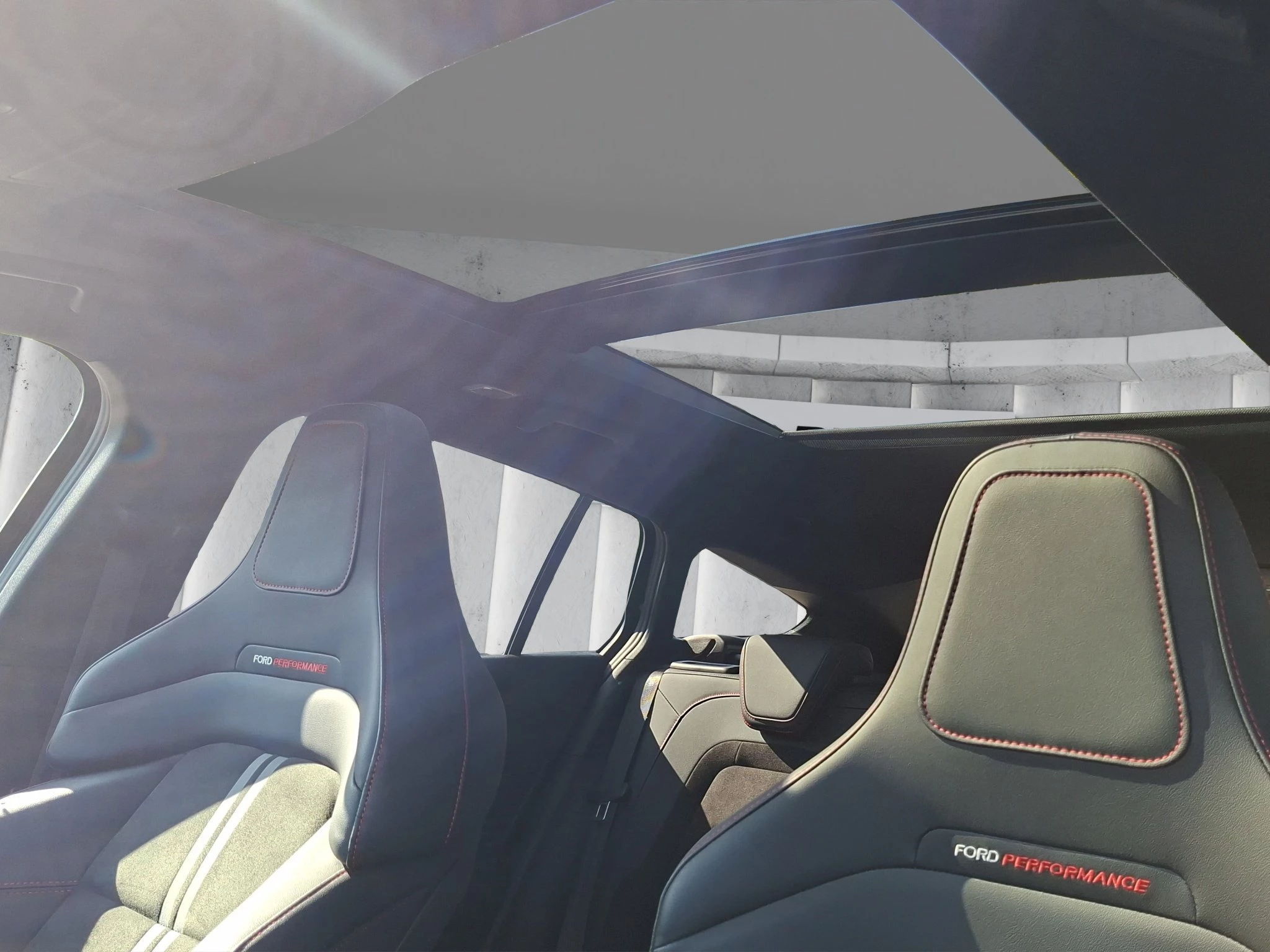 Ford Focus ST X Turnier 2.3 EB Aut. | LED | Pano | ACC | RFK | SHZ | LMF | Navi | B&O
