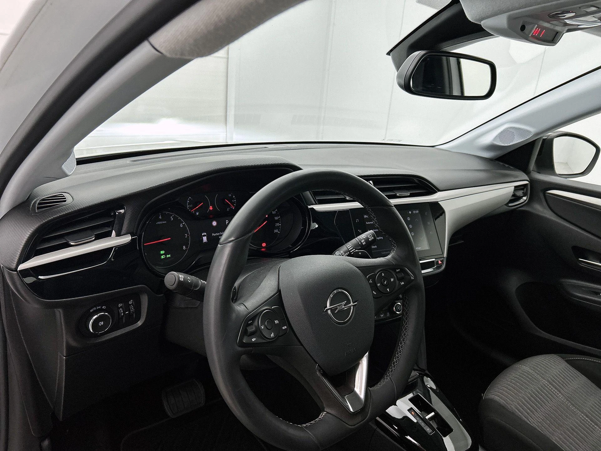 Opel-Corsa-image-7