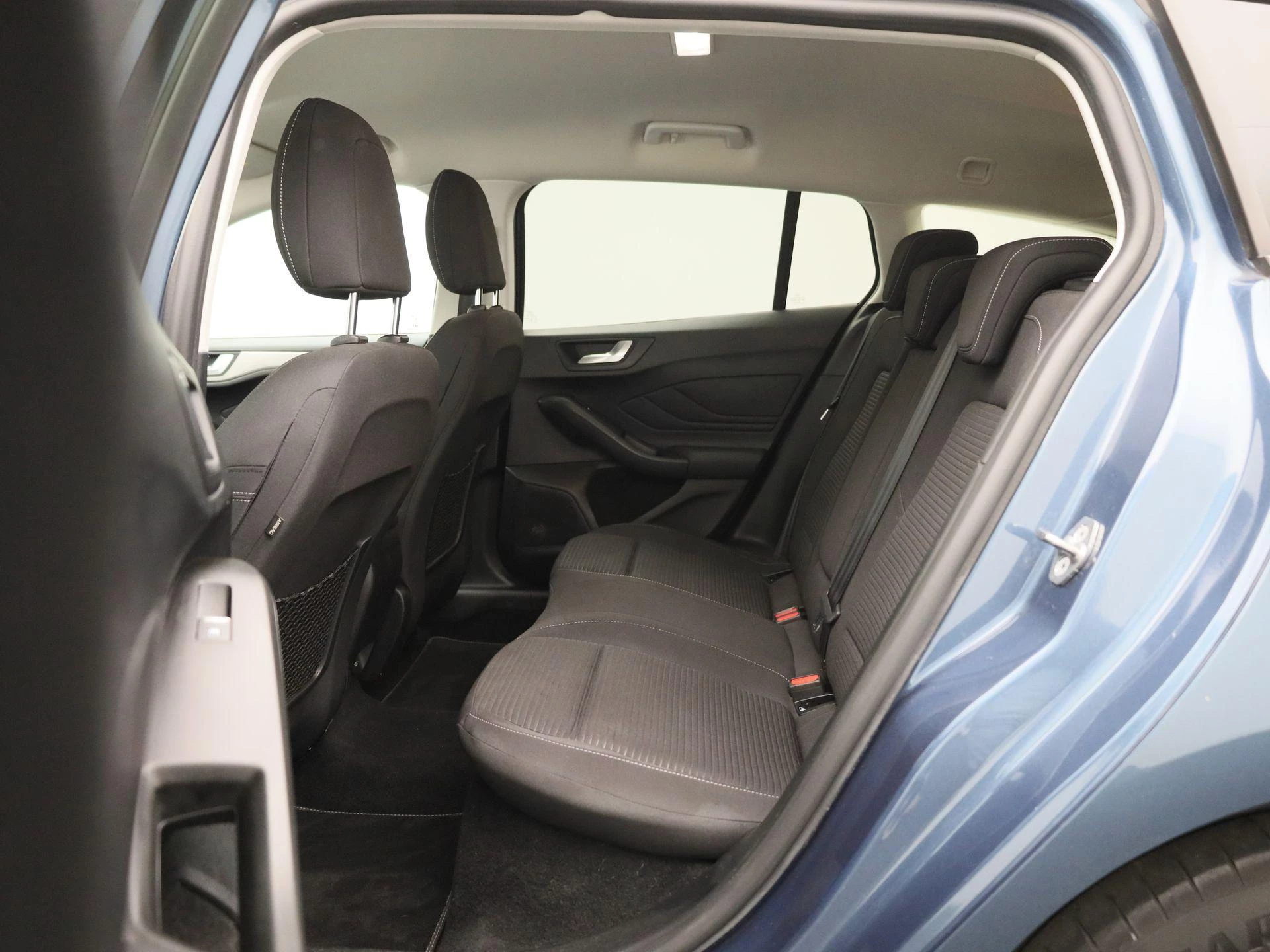 Ford Focus Wagon 1.0 EcoBoost Titanium X Business