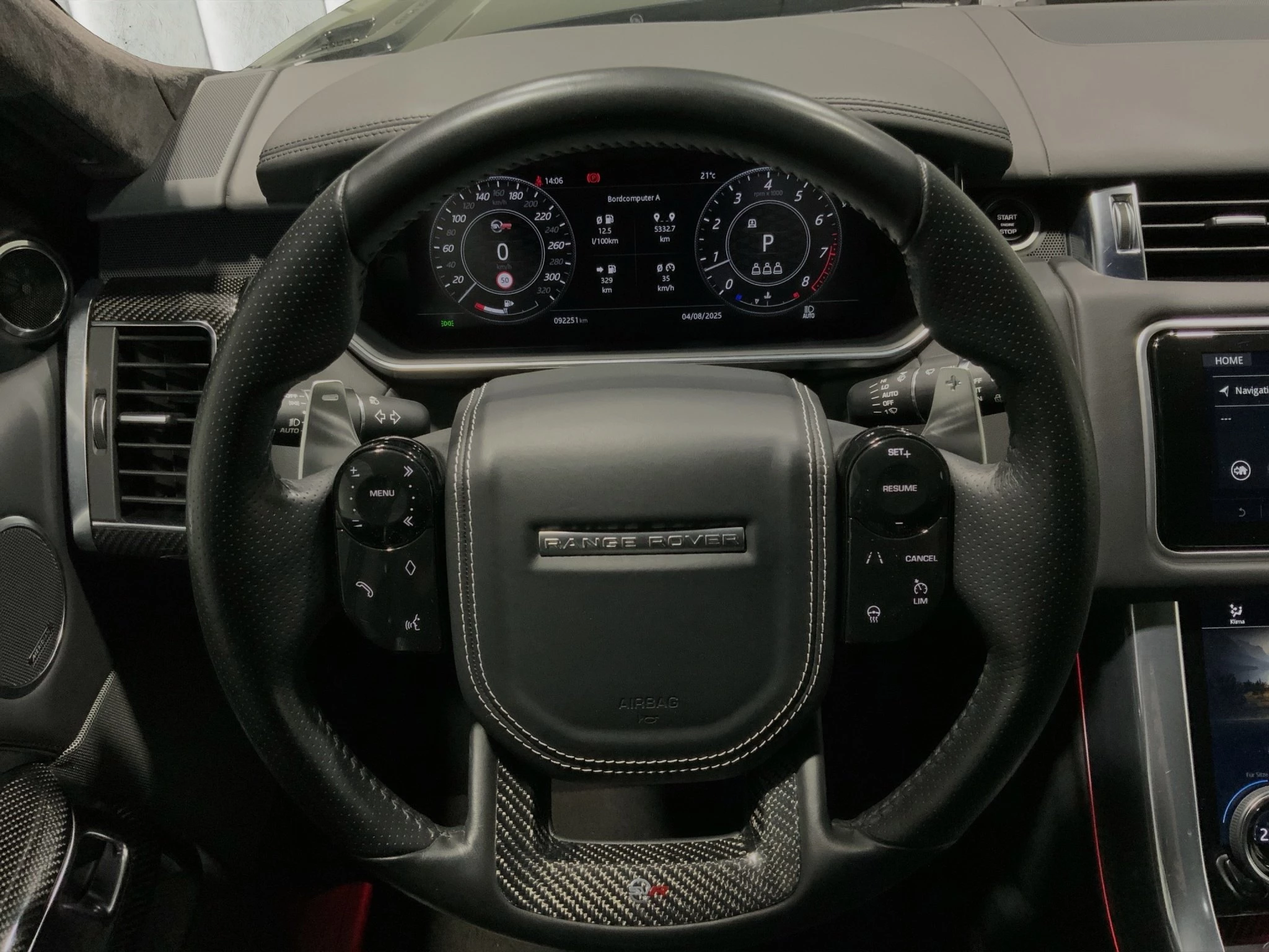 Land Rover-Range Rover Sport-image-12