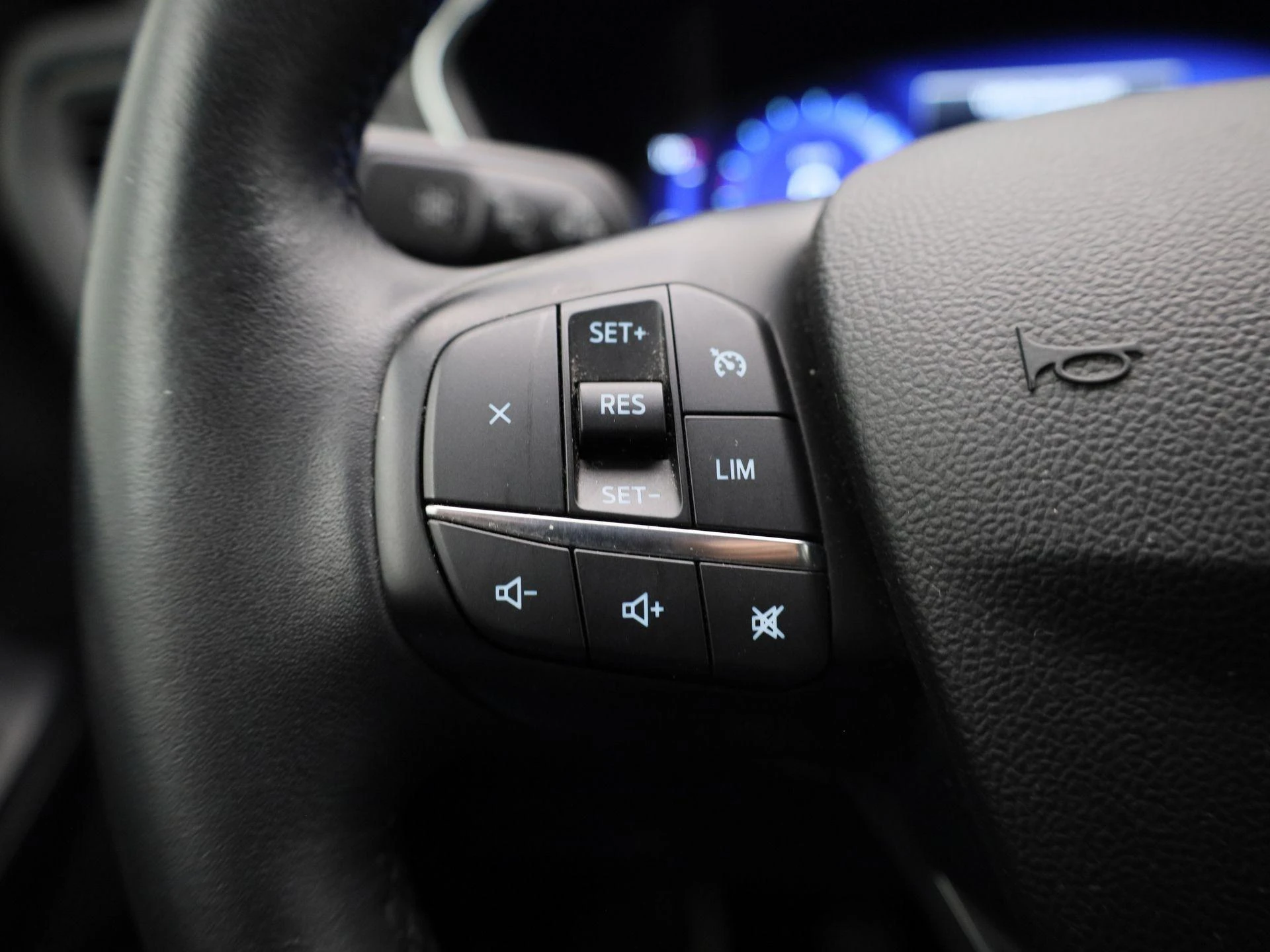Ford-Kuga-image-16