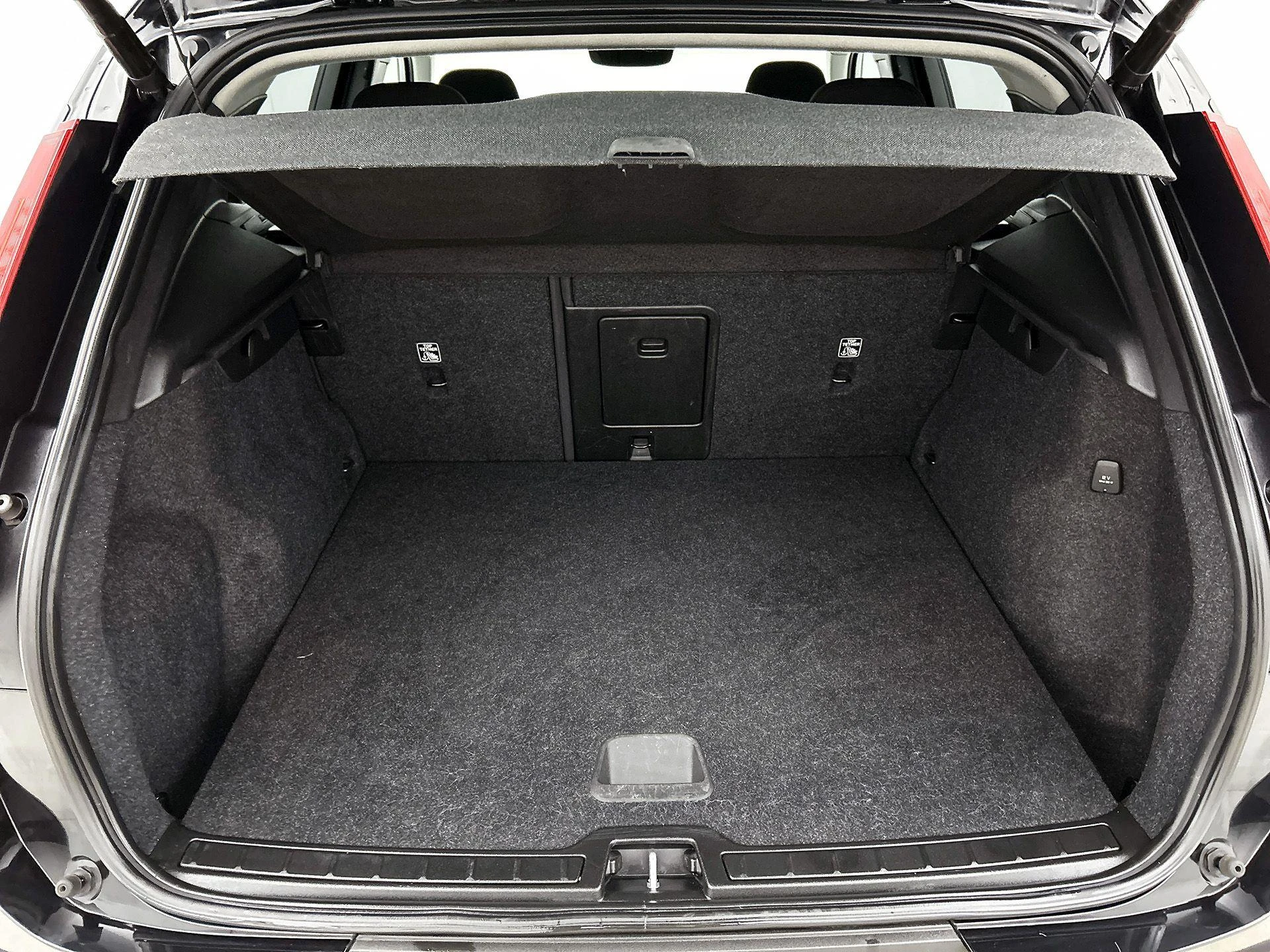 Volvo-XC40-image-20