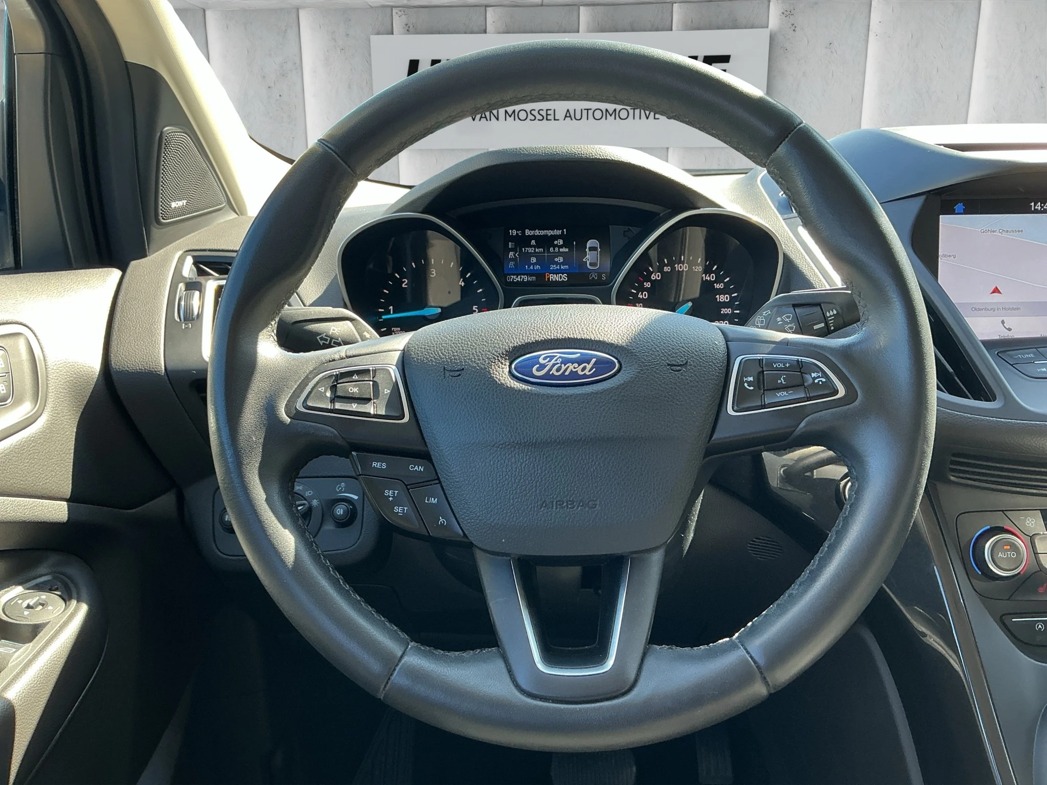 Ford-Kuga-image-12