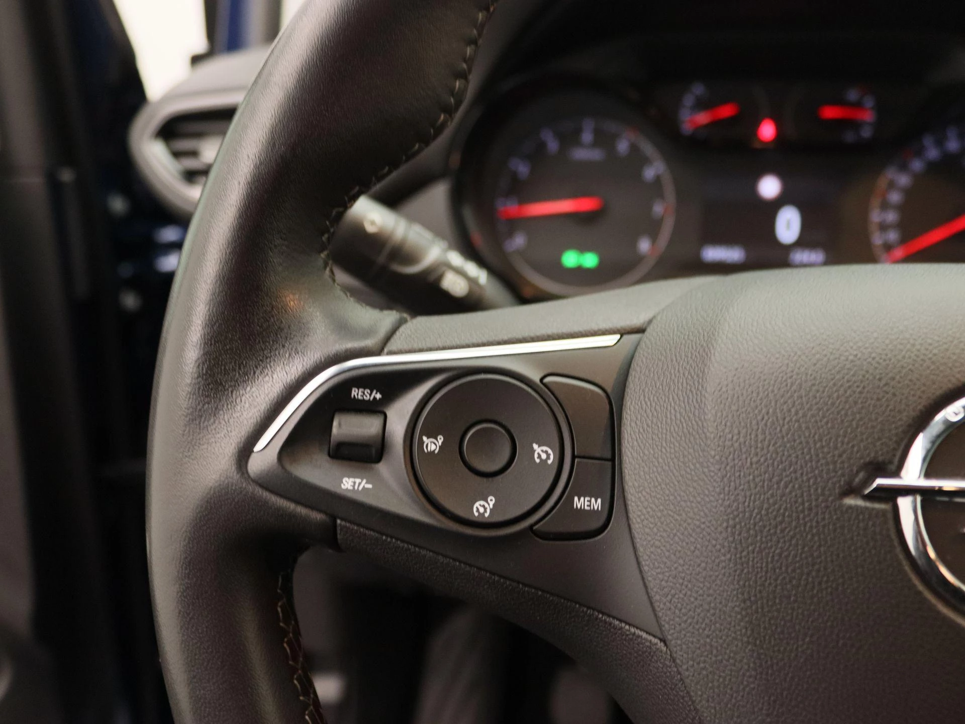 Opel-Crossland-image-18