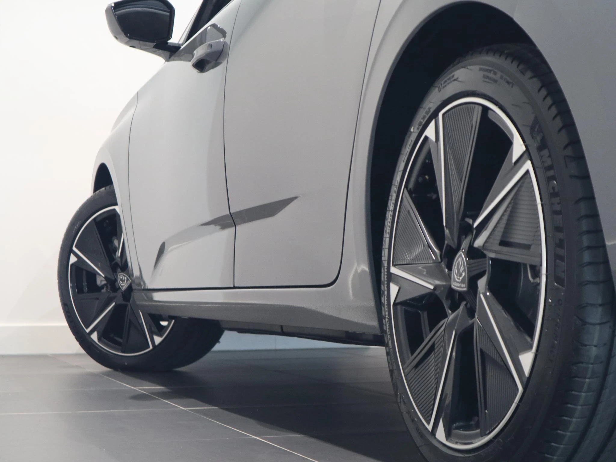 Peugeot-e-308-image-31