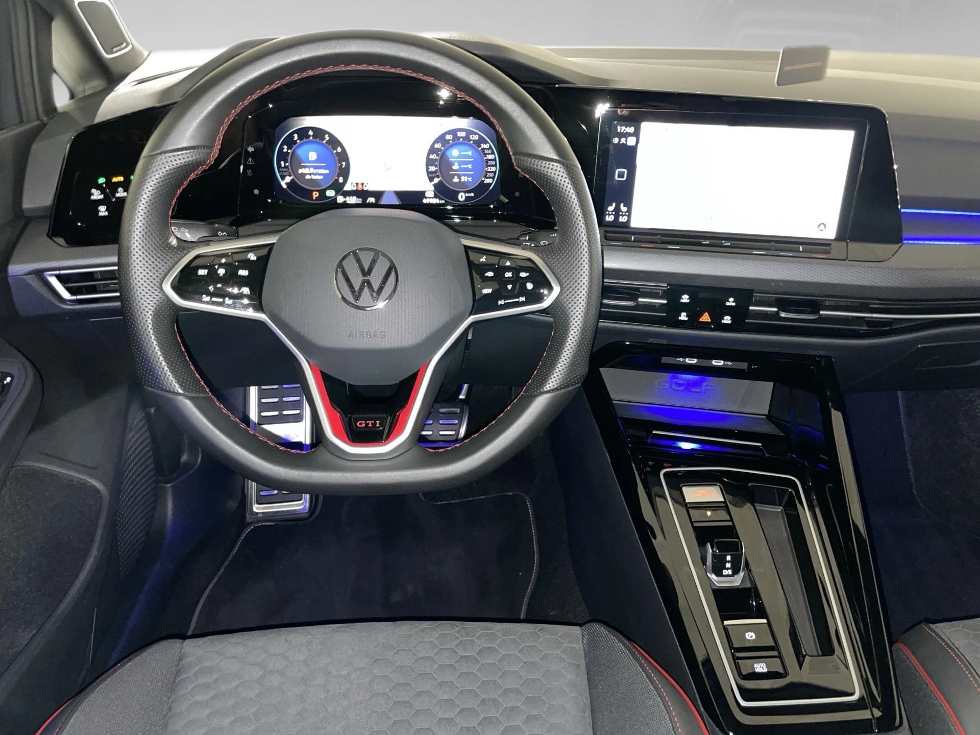Volkswagen-Golf-image-5