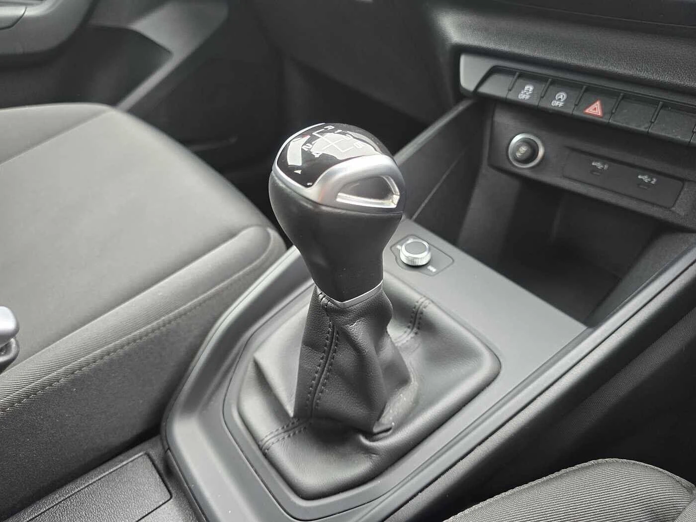 Audi-A1 Sportback-image-7