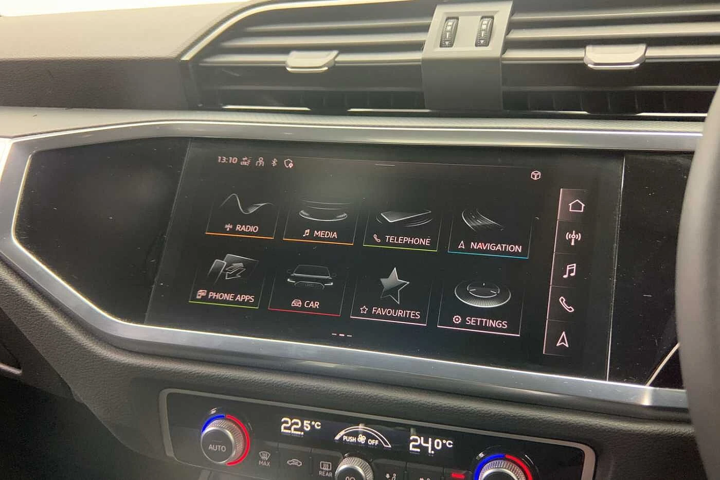 Audi-Q3-image-15