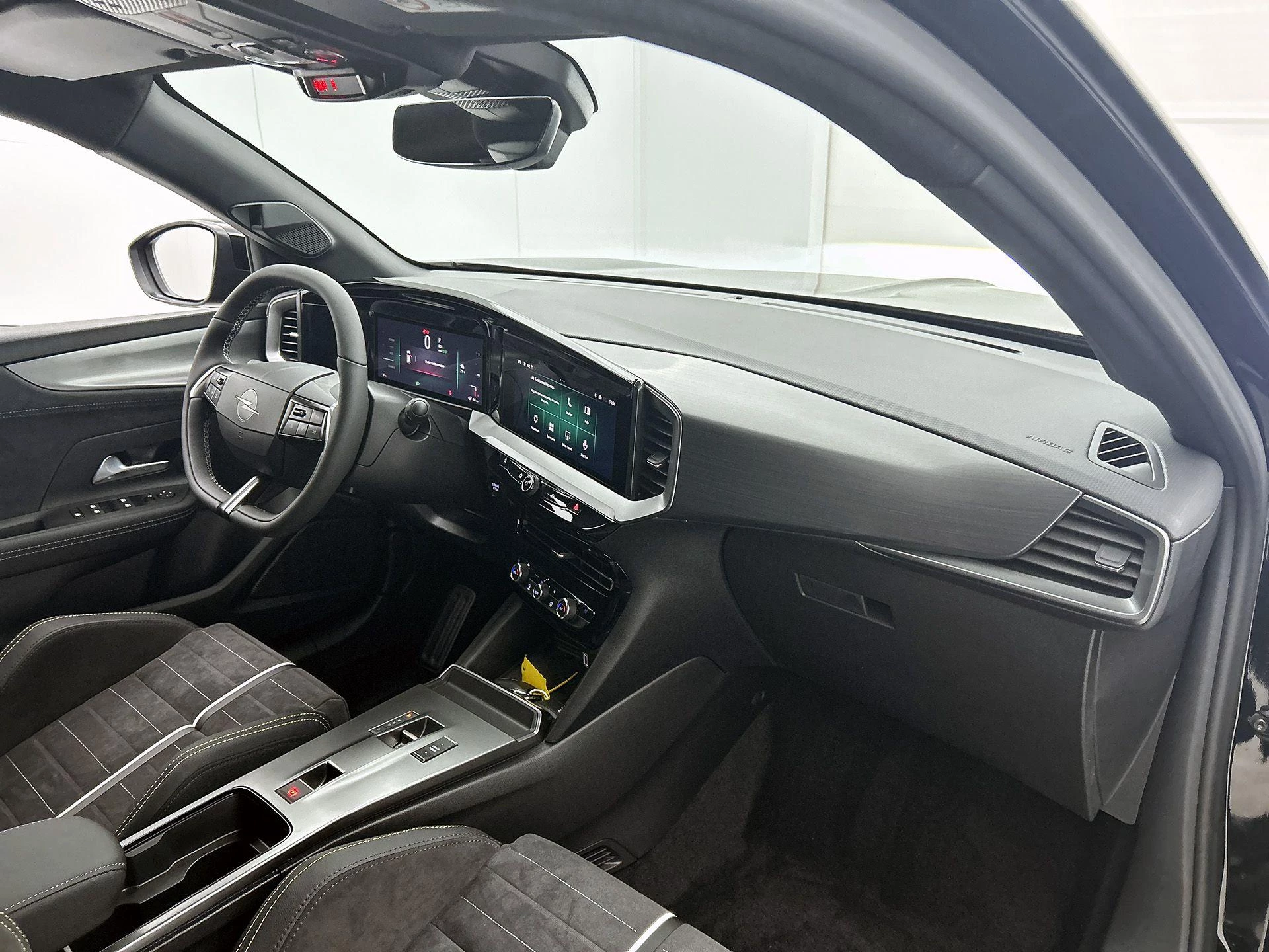 Opel-Mokka-e-image-20