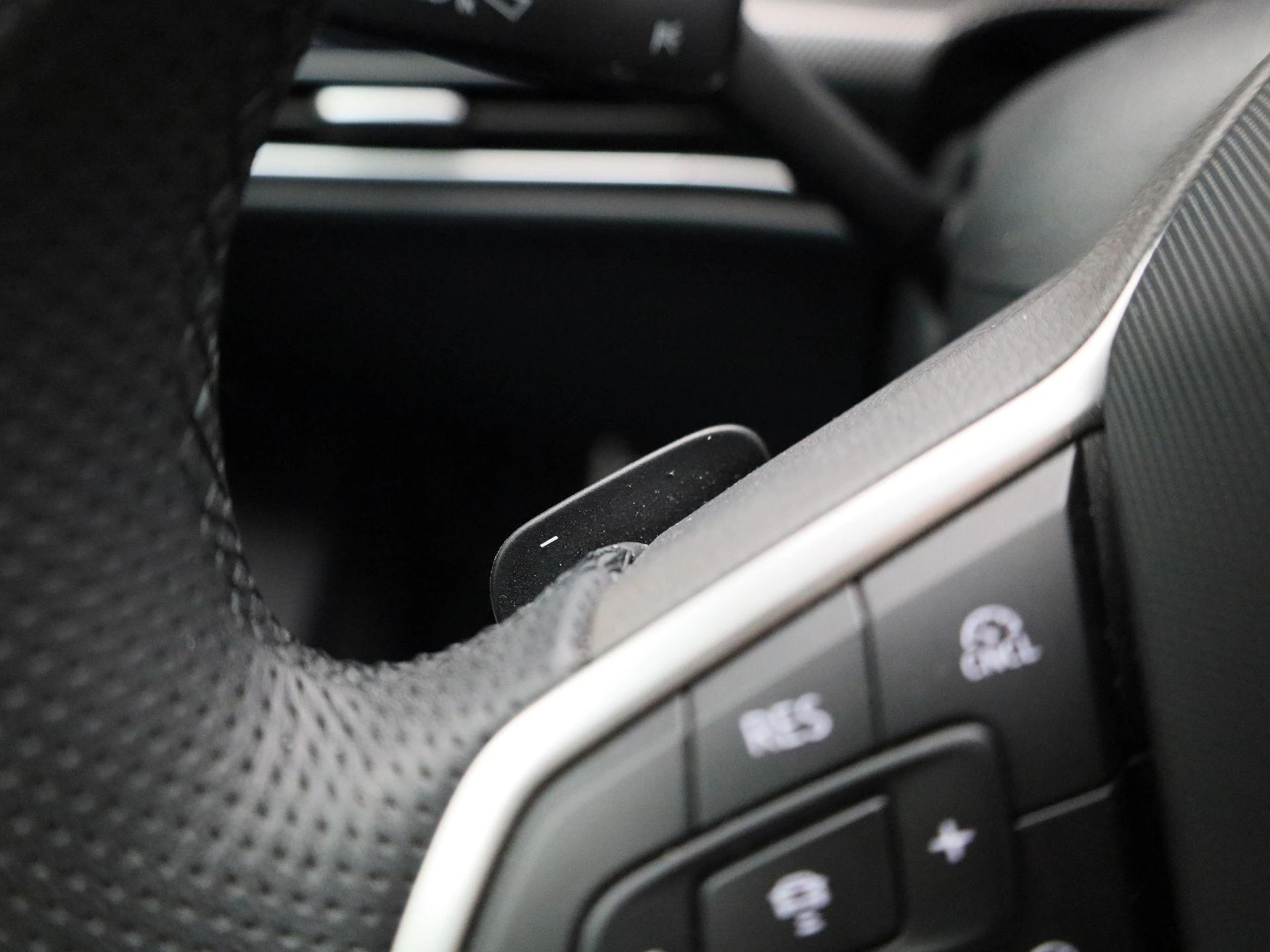 Volkswagen Golf 1.5 eTSI R-Line Edition