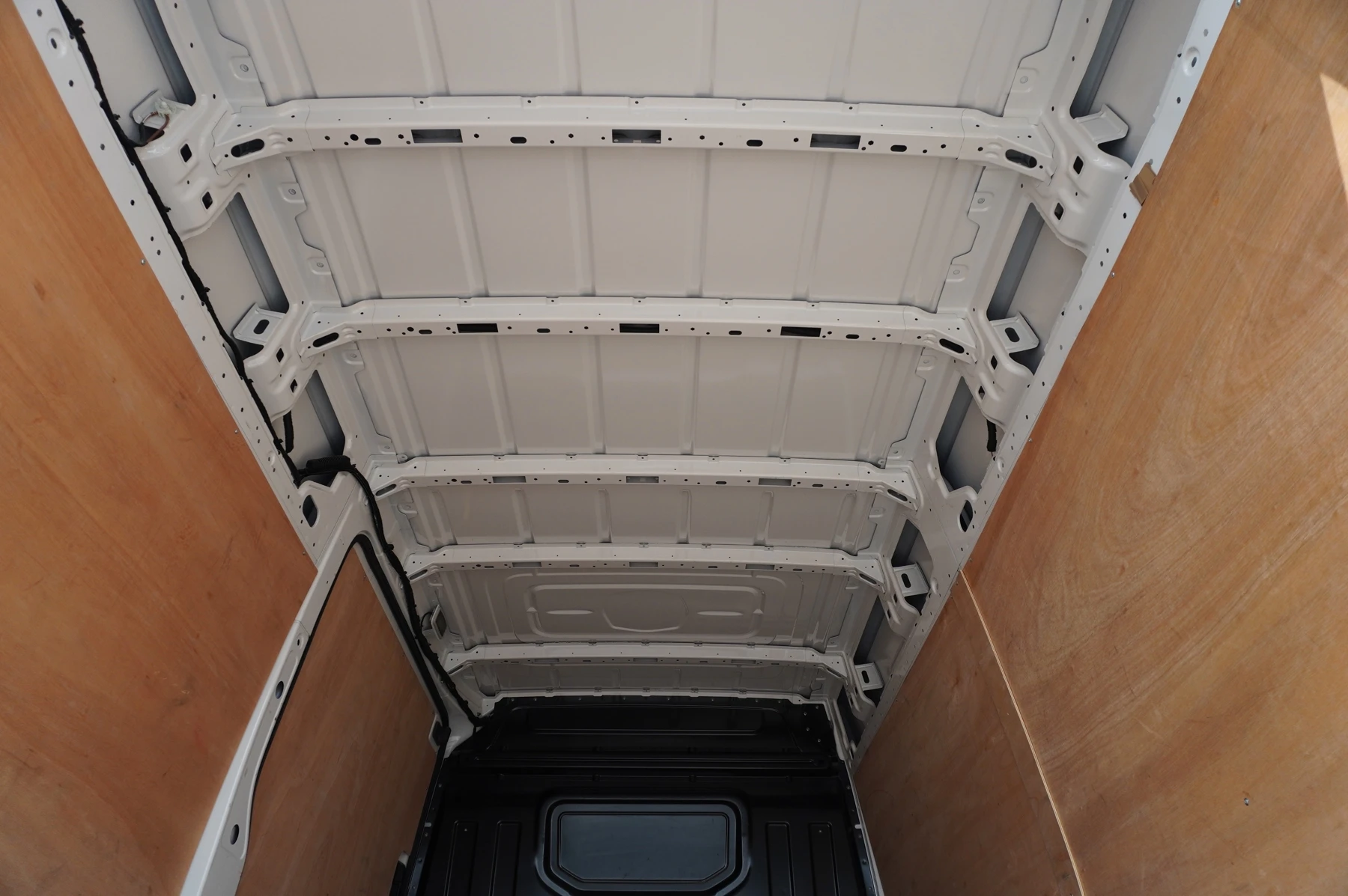 Volkswagen-Crafter-image-20