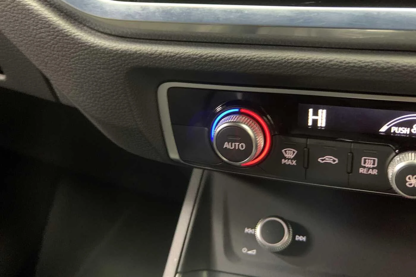 Audi-Q3-image-18