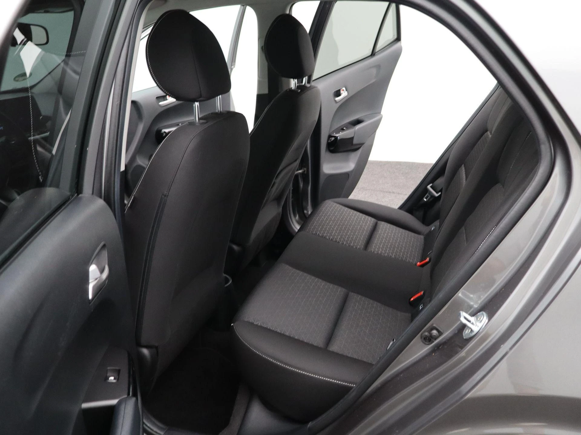 Kia-Picanto-image-12