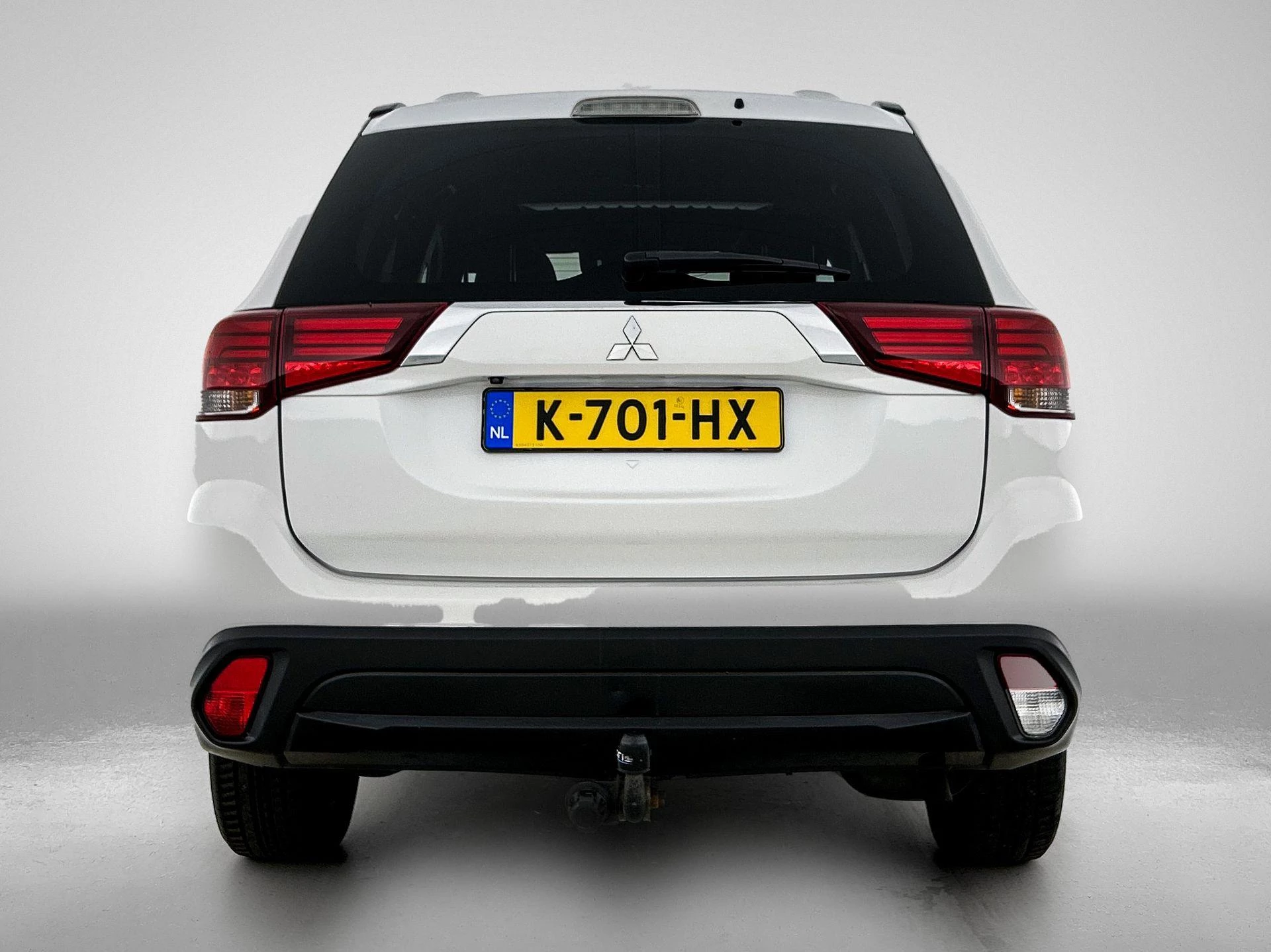 Mitsubishi-Outlander-image-2