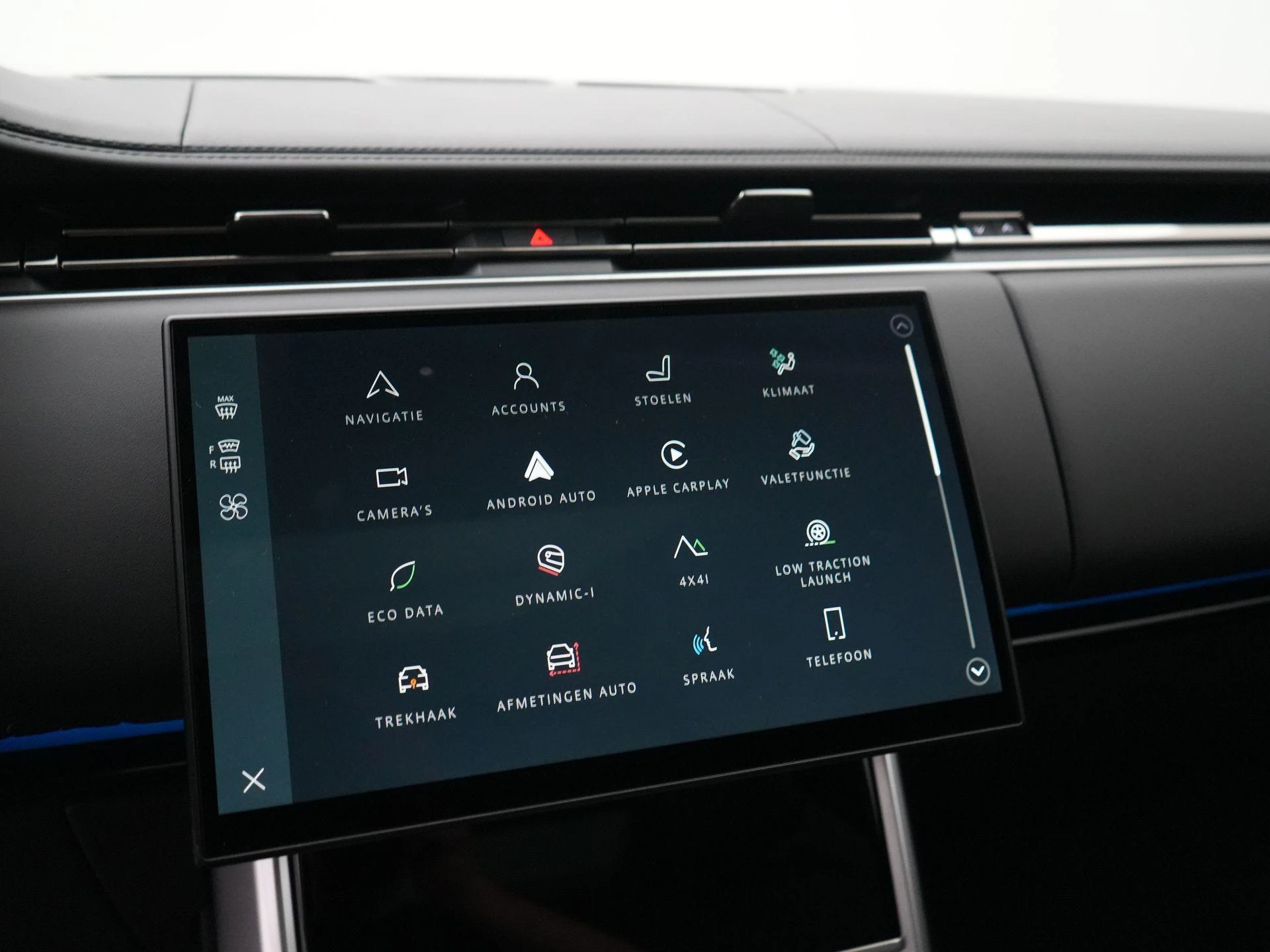 Land Rover-Range Rover-image-20