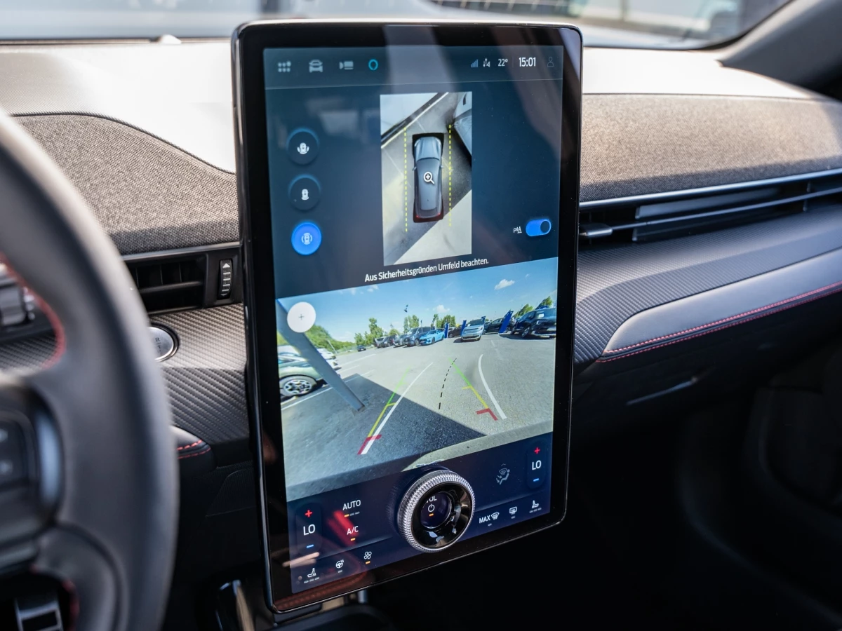 Ford-Mustang Mach-E-image-8