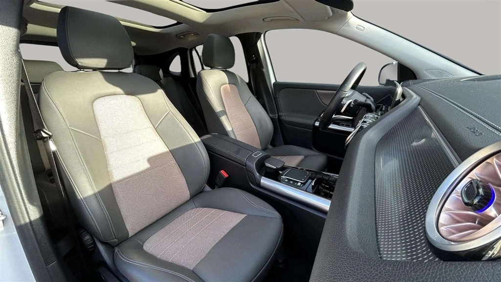 Mercedes-Benz-EQA-image-23
