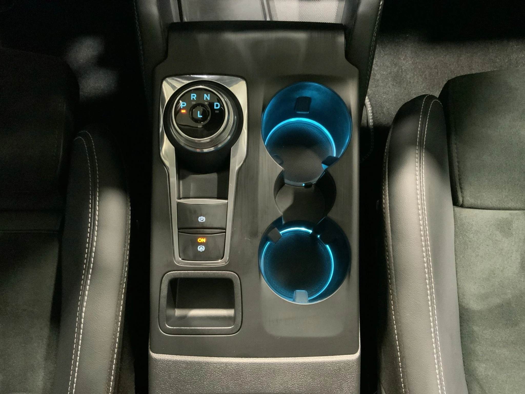 Ford-Kuga-image-17