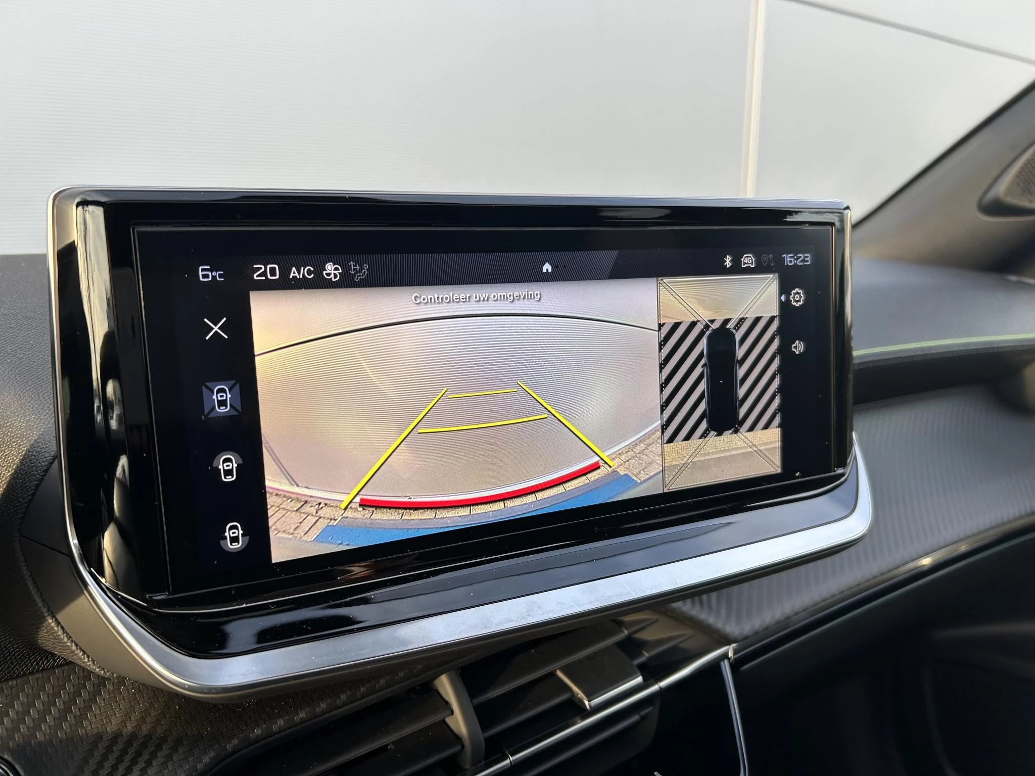 Peugeot-2008-image-16