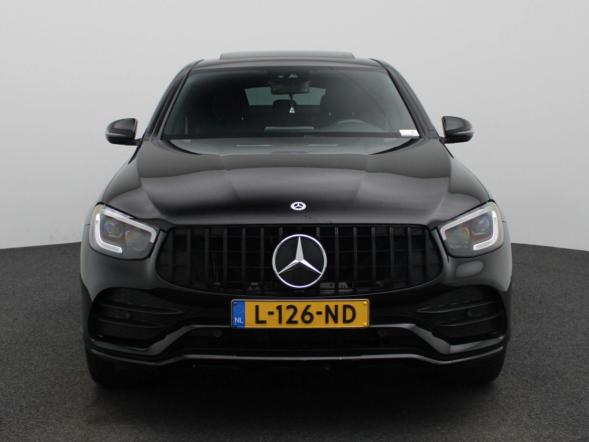 Mercedes-Benz-GLC-image-2