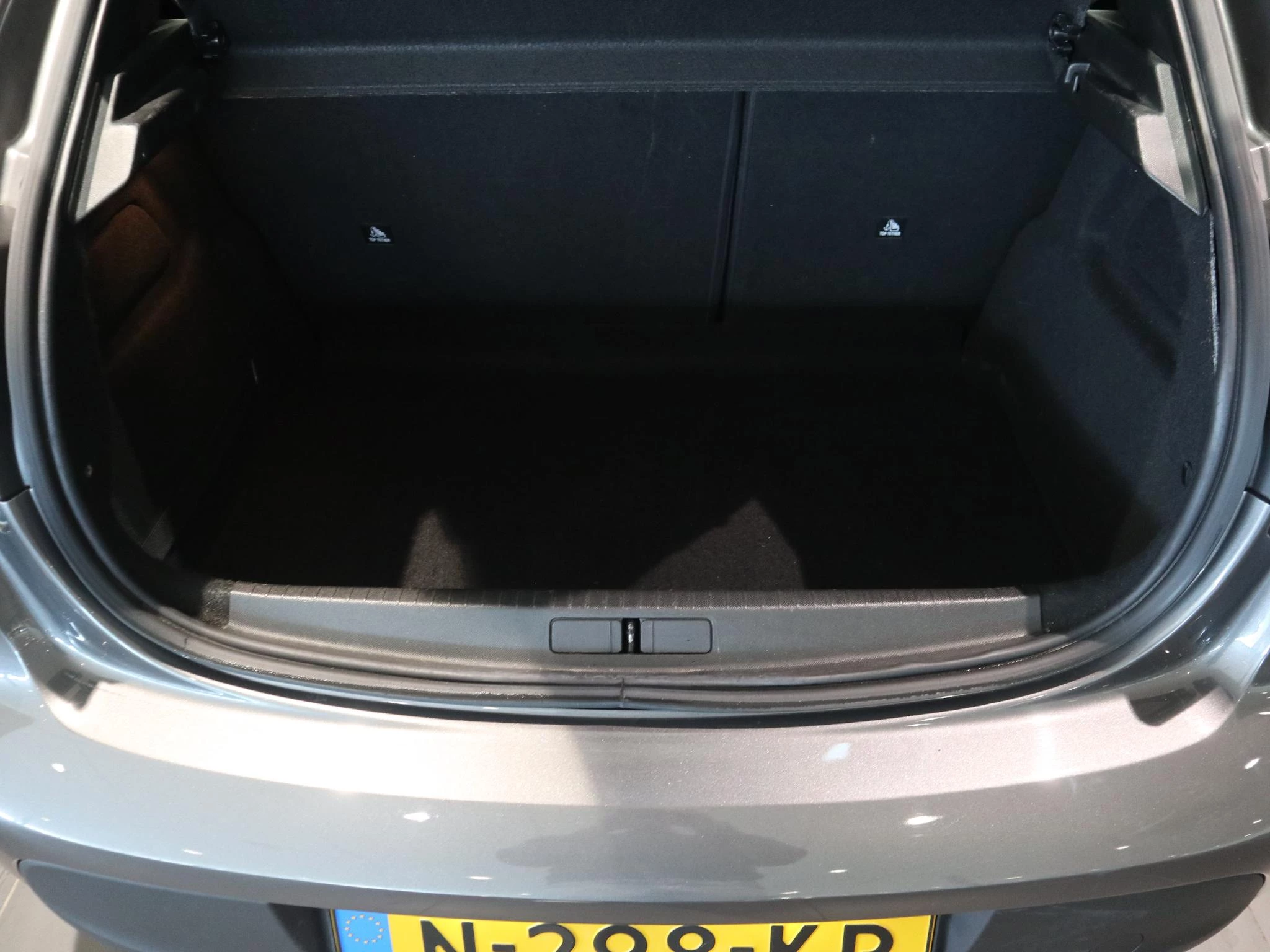 Peugeot-208-image-18